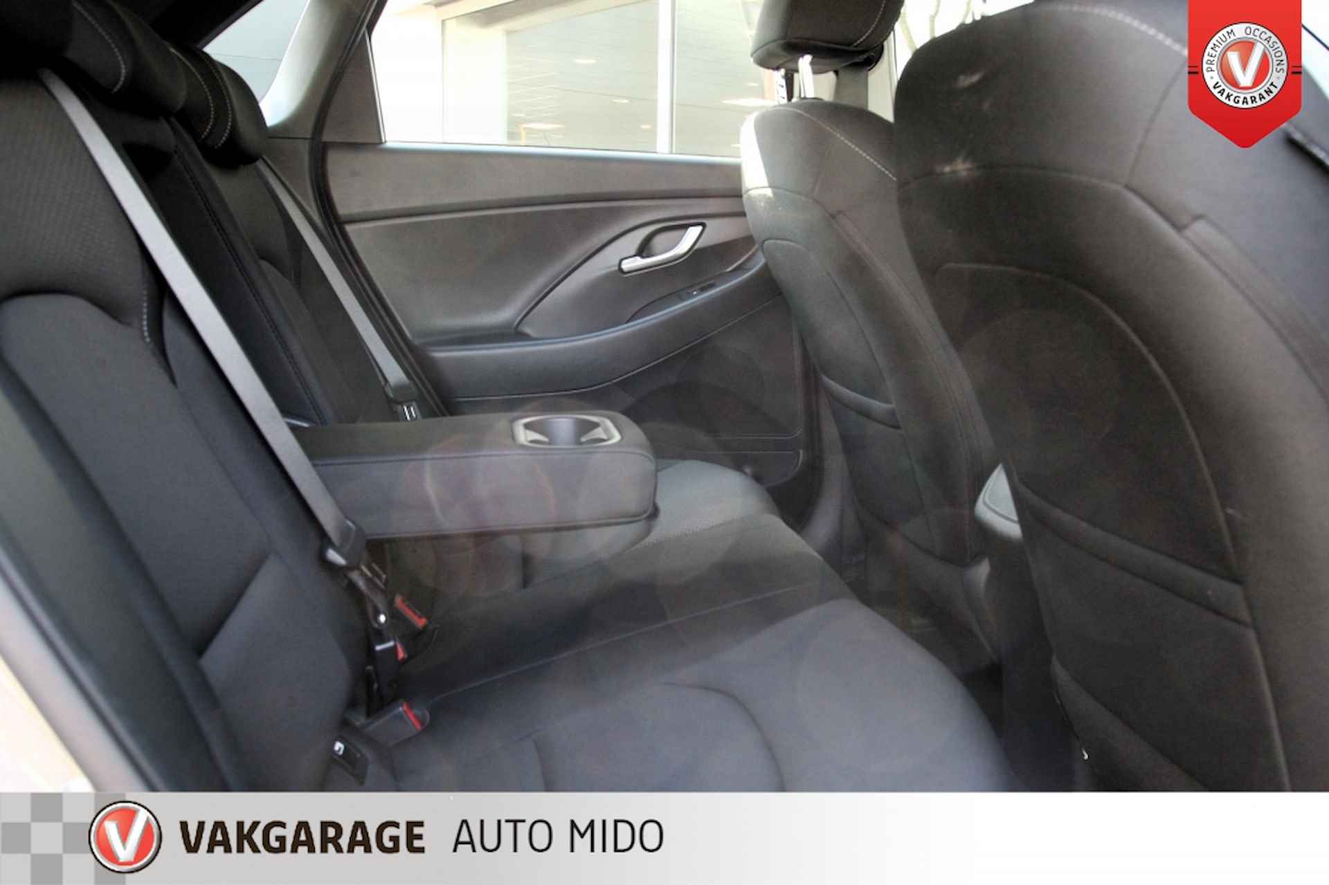 Hyundai i30 1.0 T-GDI Comfort Smart -Navigatie- NLD auto - 16/49