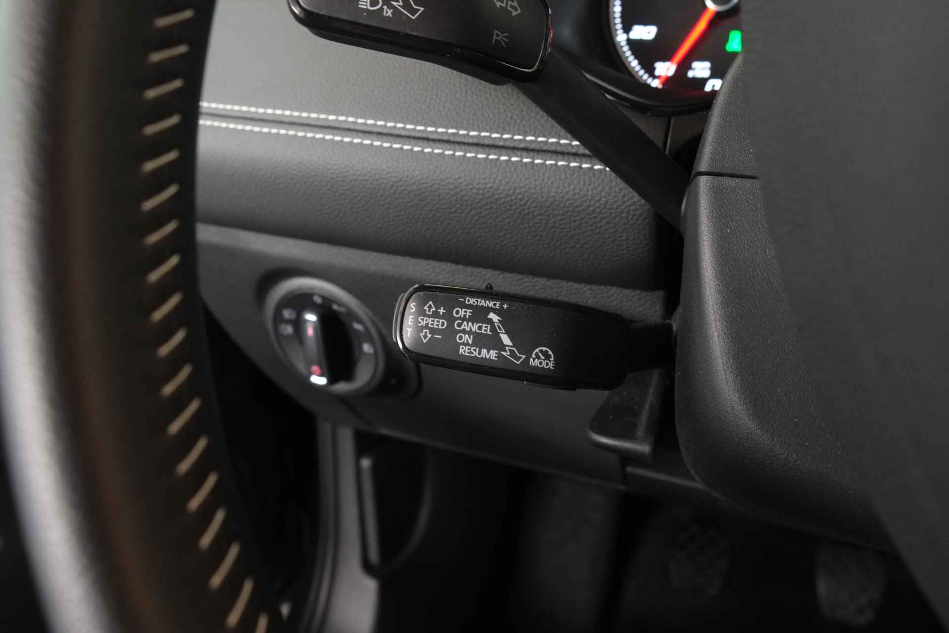 SEAT Arona 1.0 TGI (CNG) Xcellence / Navi / Carplay / LED / ACC / Camera - 15/27