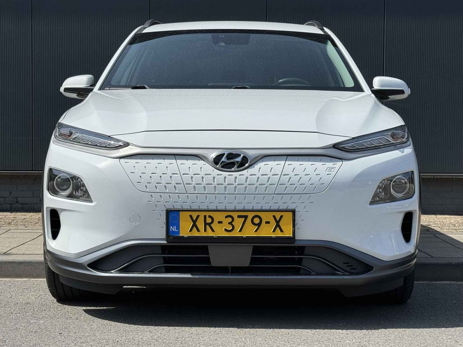 Hyundai Kona EV Fashion 64 kWh || Subsidie mogelijk | Adaptieve cruisecontrol | Groot Navi | Camera & pdc | - 4/35