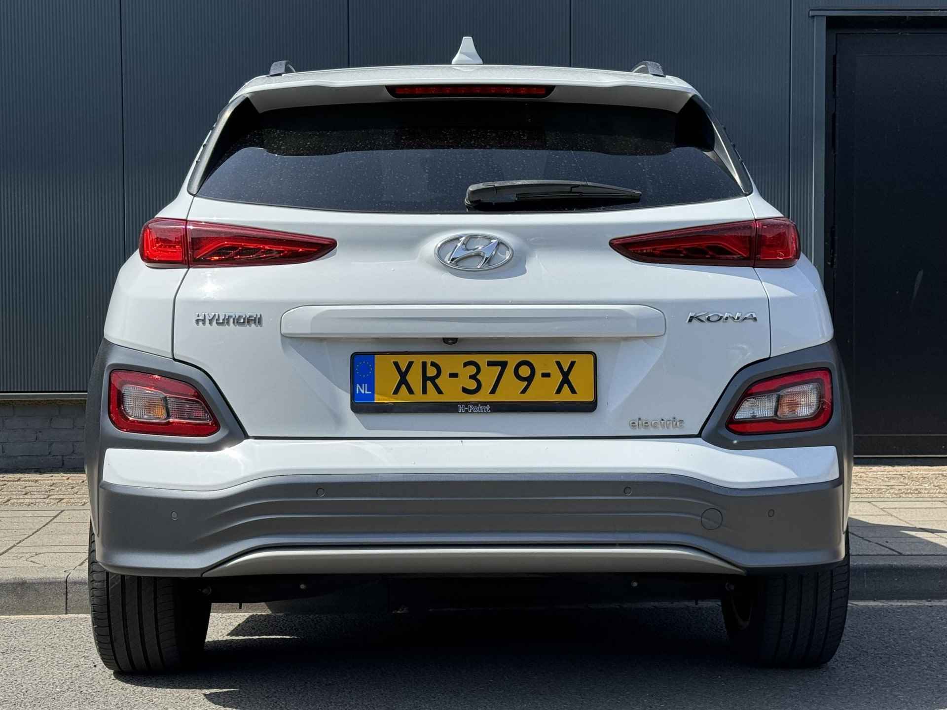 Hyundai Kona EV Fashion 64 kWh || Subsidie mogelijk | Adaptieve cruisecontrol | Groot Navi | Camera & pdc | - 7/35