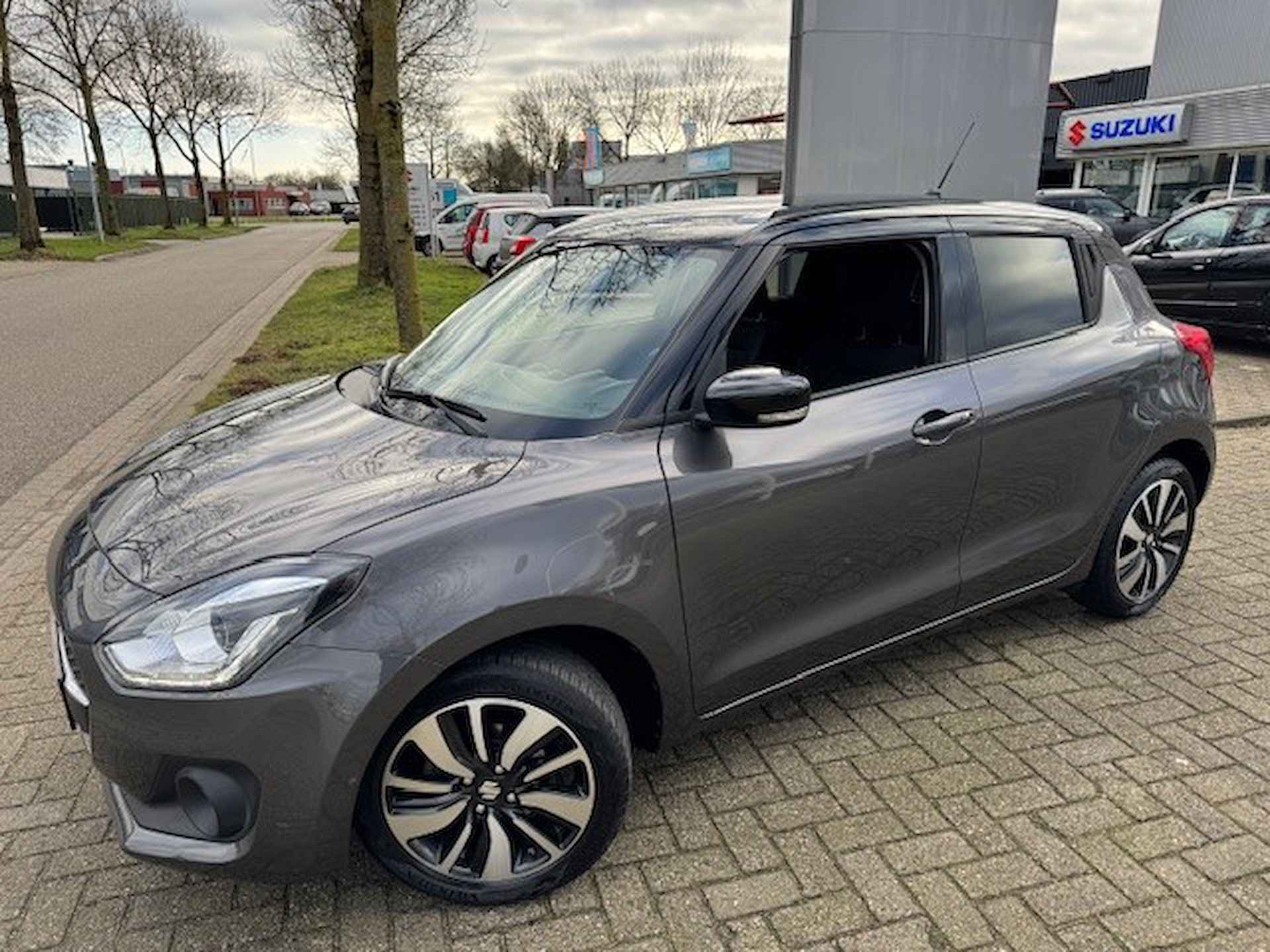 SUZUKI Swift 1.2 DualJet 90pk Smart Hybrid Stijl - 3/42