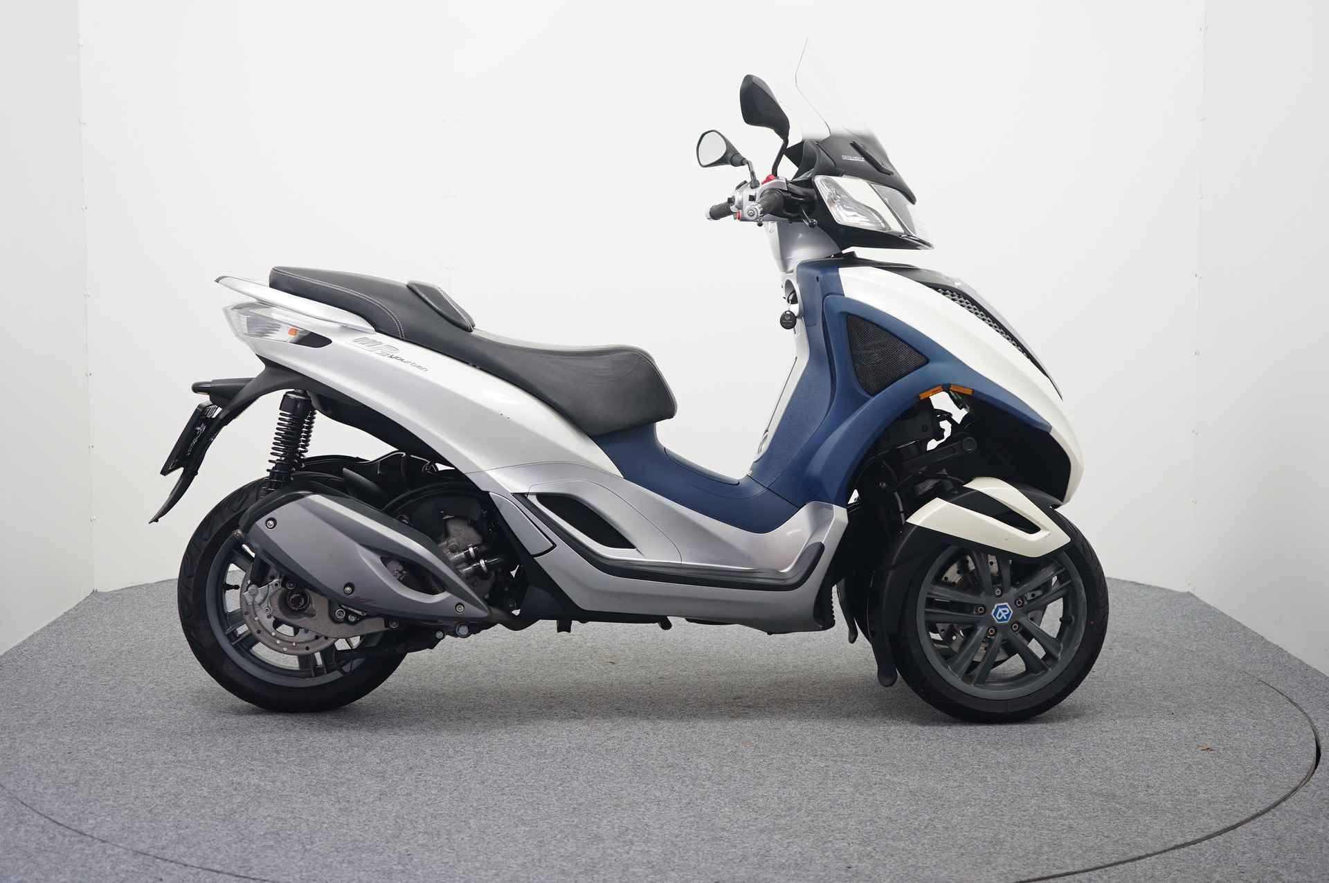 Piaggio MP3-300 URBAN