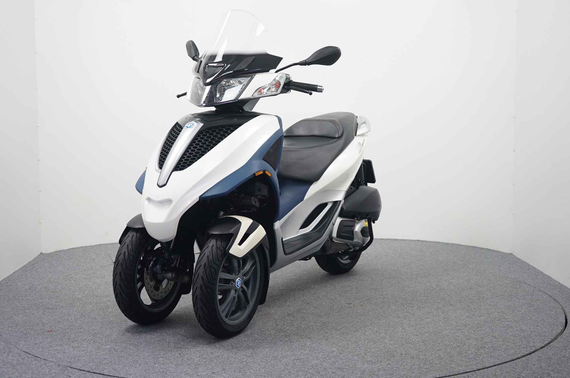 Piaggio MP3-300 URBAN - 4/15