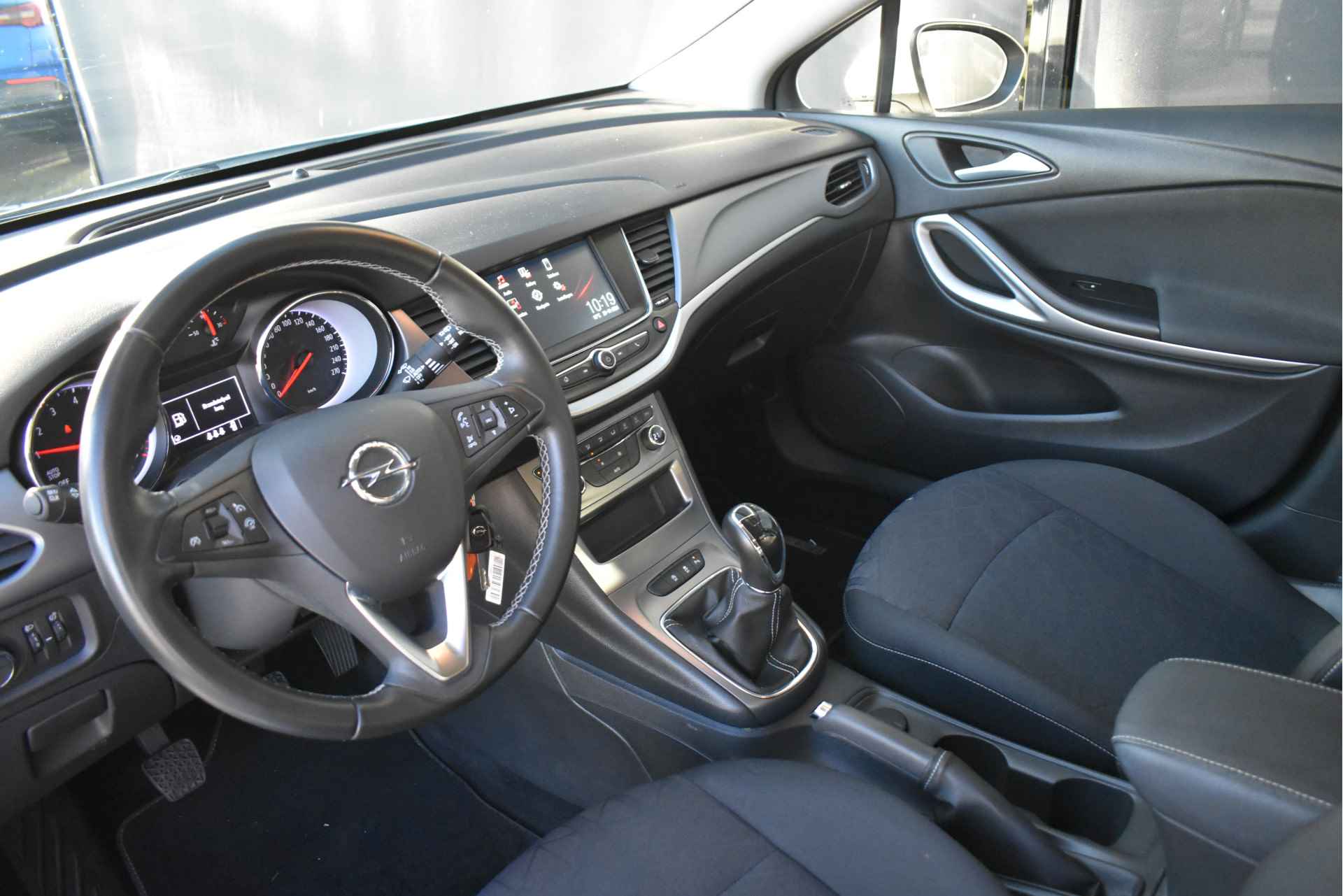 Opel Astra 1.0 Turbo 120 Jaar Edition+ | Trekhaak | Navigatie | Climate Control | Parkeersensoren | Dealeronderhouden | 1e Eigenaar | !! - 7/39