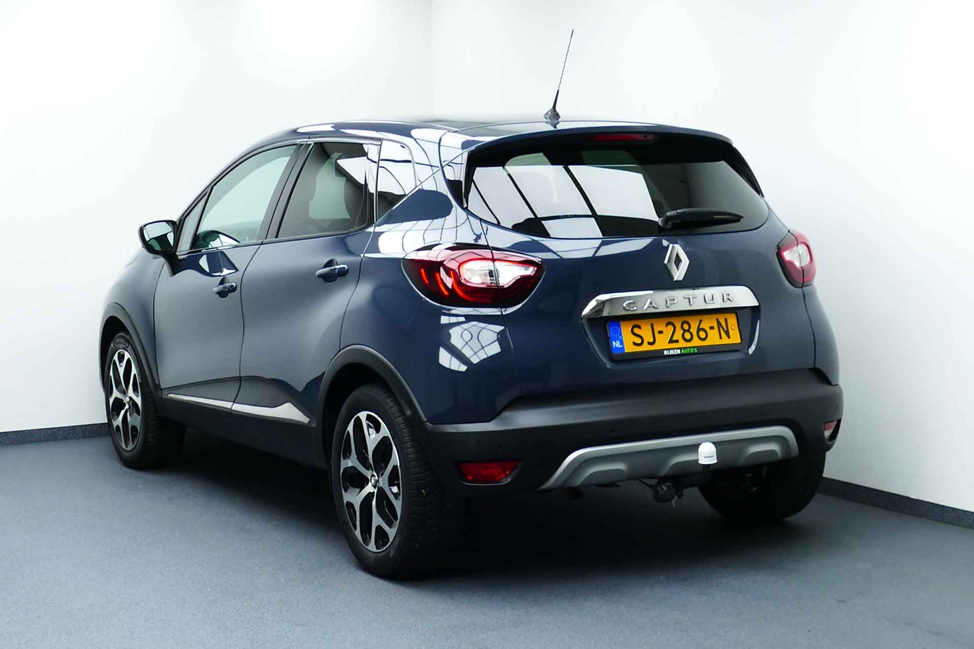 Renault Captur 0.9 TCe Intens. Navi, Clima, Cruise, 17"LMV, Led Koplampen, Haak 1200kg - 6/36