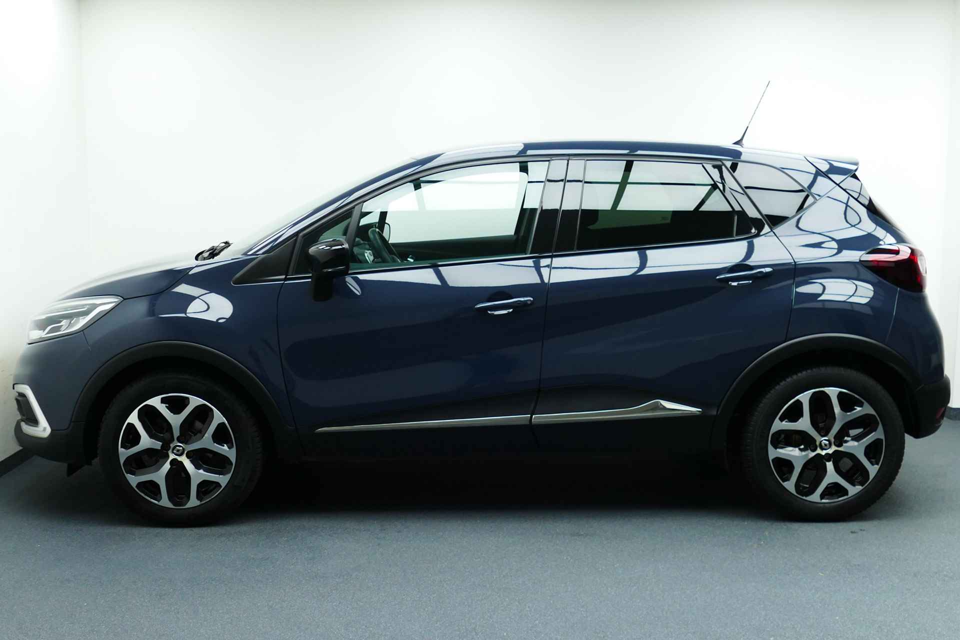 Renault Captur 0.9 TCe Intens. Navi, Clima, Cruise, 17"LMV, Led Koplampen, Haak 1200kg - 9/36