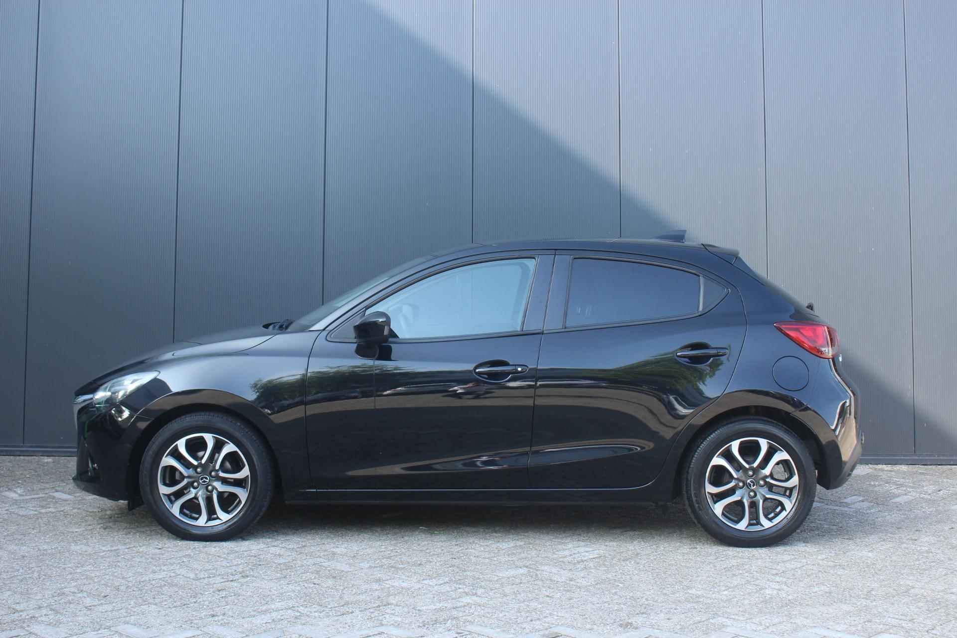 Mazda 2 1.5 90Pk Skyactiv-G GT-M | Navigatie | Climate Control | Trekhaak | Parkeersensoren Achter | Cruise Control & Snelheidsbegrenzer | Privacy Glass | Licht & Regensensor | Stoelverwarming | - 8/23