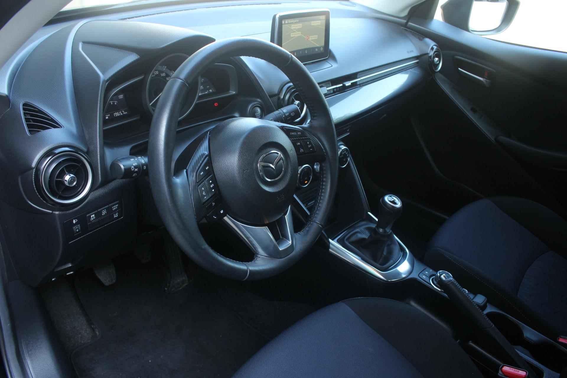 Mazda 2 1.5 90Pk Skyactiv-G GT-M | Navigatie | Climate Control | Trekhaak | Parkeersensoren Achter | Cruise Control & Snelheidsbegrenzer | Privacy Glass | Licht & Regensensor | Stoelverwarming | - 10/23