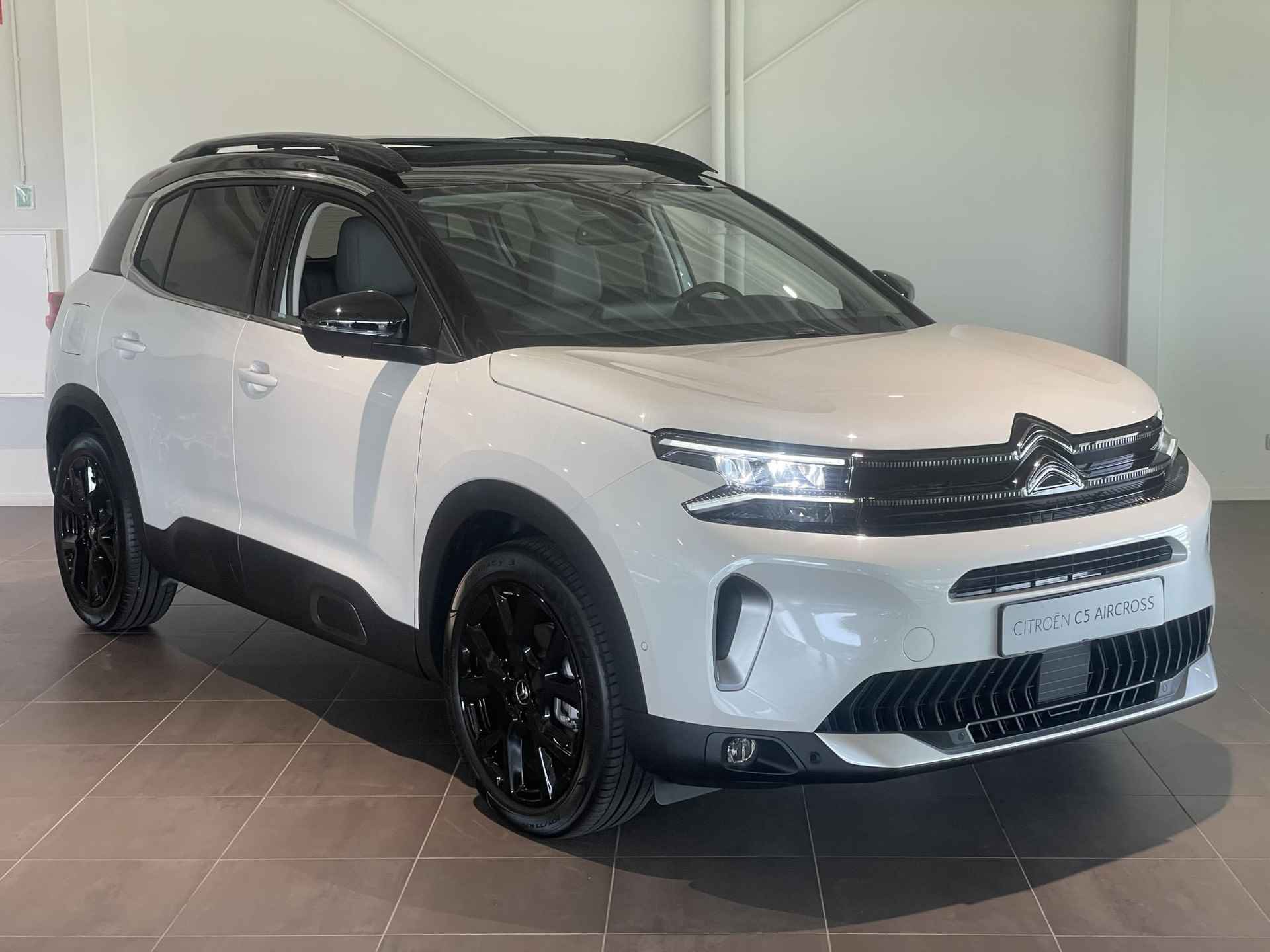 Citroen C5 Aircross 1.2 PureTech Shine | 19" Velgen | Cruise Control | Panoramisch schuif/kanteldak | Handsfree achterklep | LED verlichting | Navigatie | Camera achter - 7/26