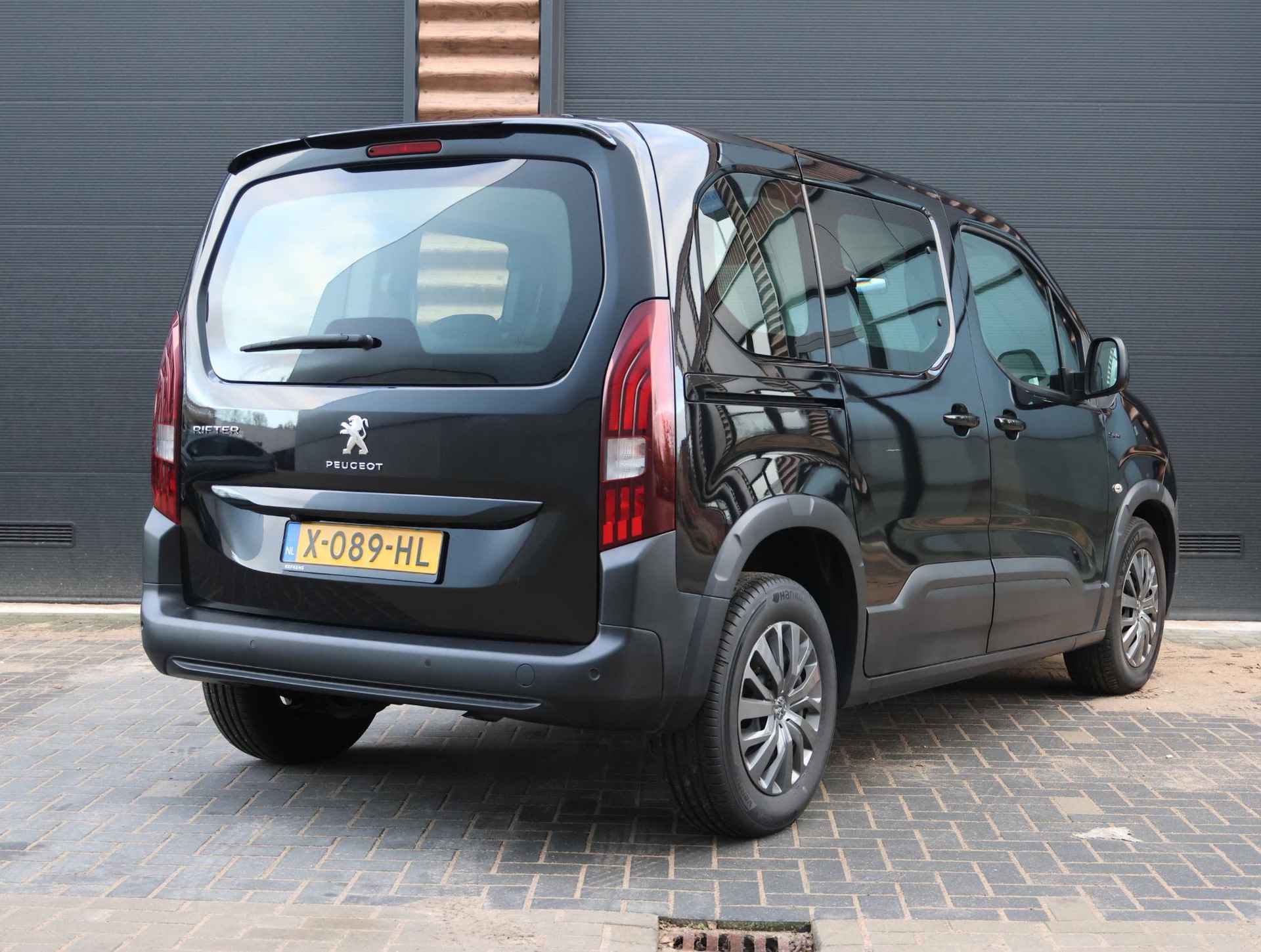 Peugeot Rifter 1.2 110 PK Style | Trekhaak | AppleCarplay | Achteruitrijcamera | Cruise | Airco | - 5/42