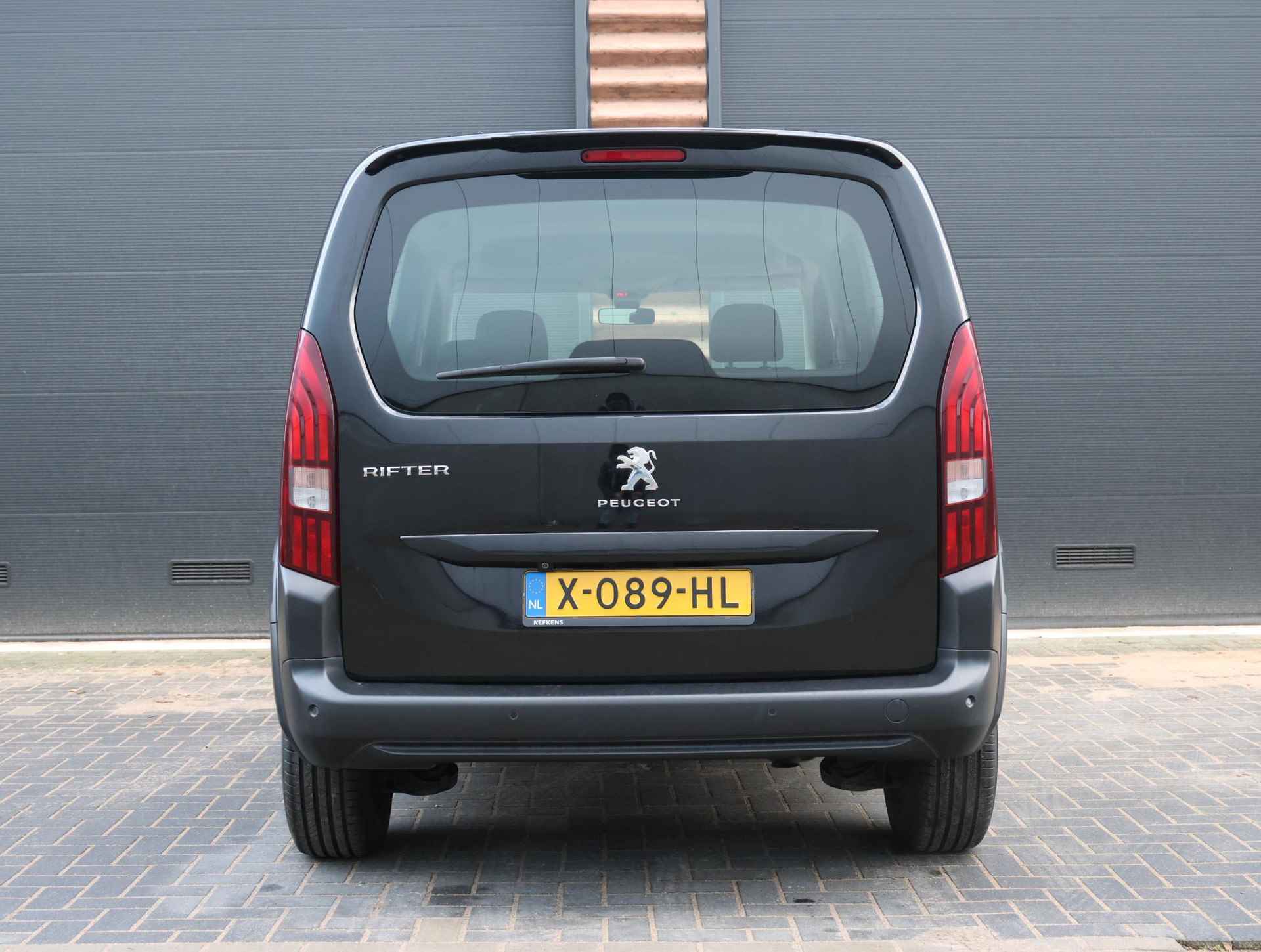 Peugeot Rifter 1.2 110 PK Style | Trekhaak | AppleCarplay | Achteruitrijcamera | Cruise | Airco | - 37/42