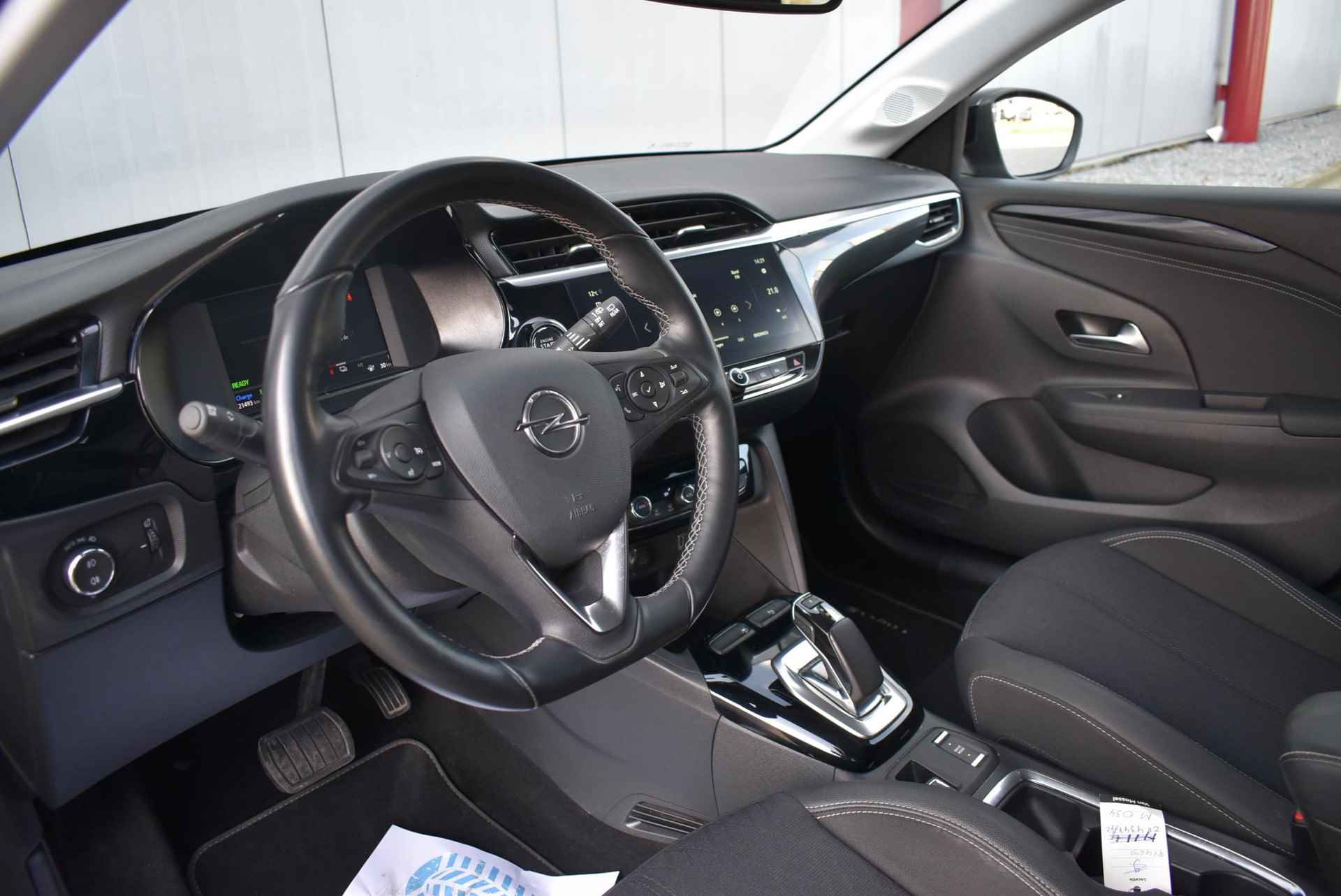 Opel Corsa-e Elegance 50 kWh 3-fase | Navi | LMV | PDC | Cruise Control - 15/47