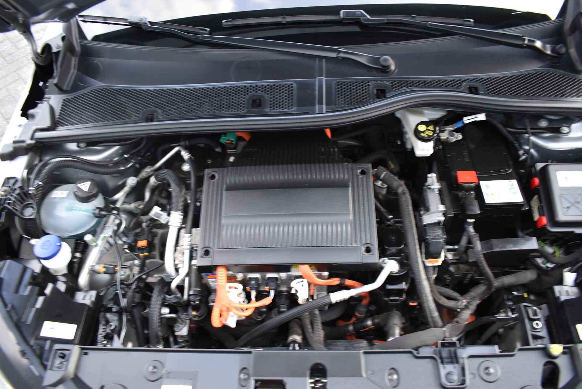 Opel Corsa-e Elegance 50 kWh 3-fase | Navi | LMV | PDC | Cruise Control - 41/47