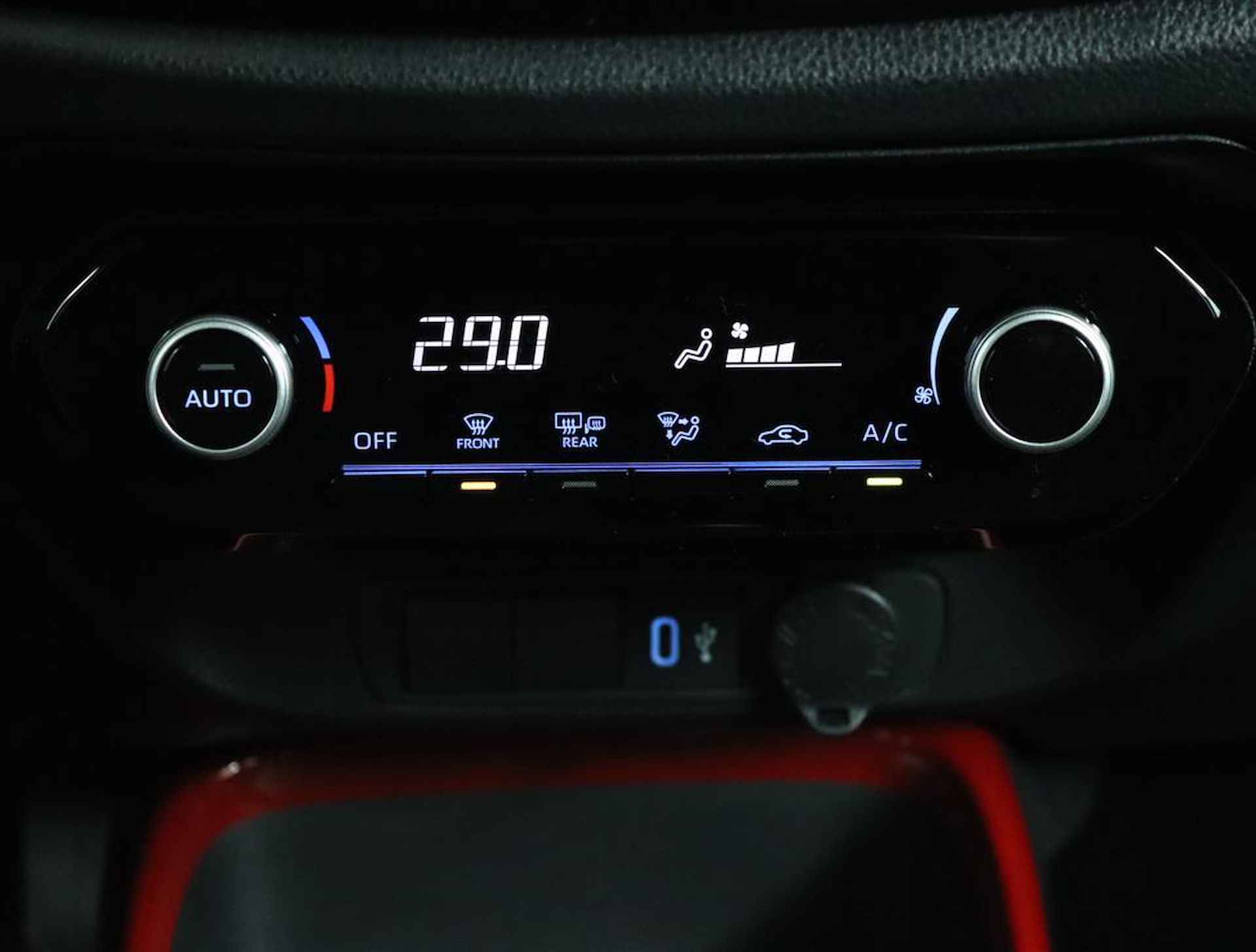Toyota Aygo X 1.0 VVT-i MT Pulse | Design Pack | Adaptive Cruise Control | Navigatie | Apple Carplay | Android Auto | - 7/48