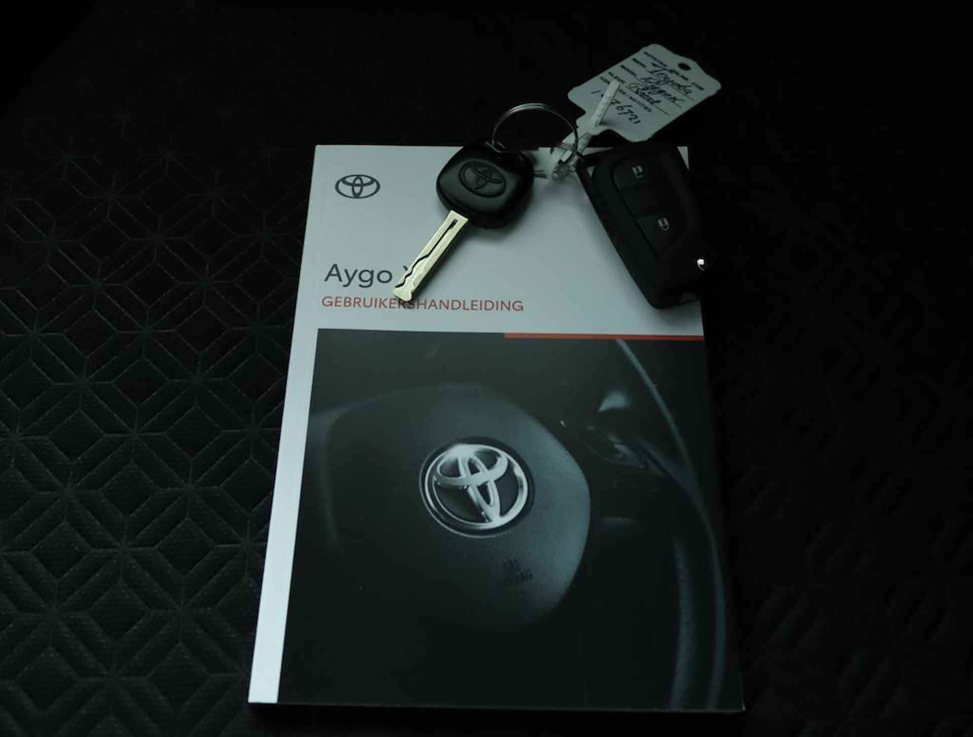 Toyota Aygo X 1.0 VVT-i MT Pulse | Design Pack | Adaptive Cruise Control | Navigatie | Apple Carplay | Android Auto | - 11/48