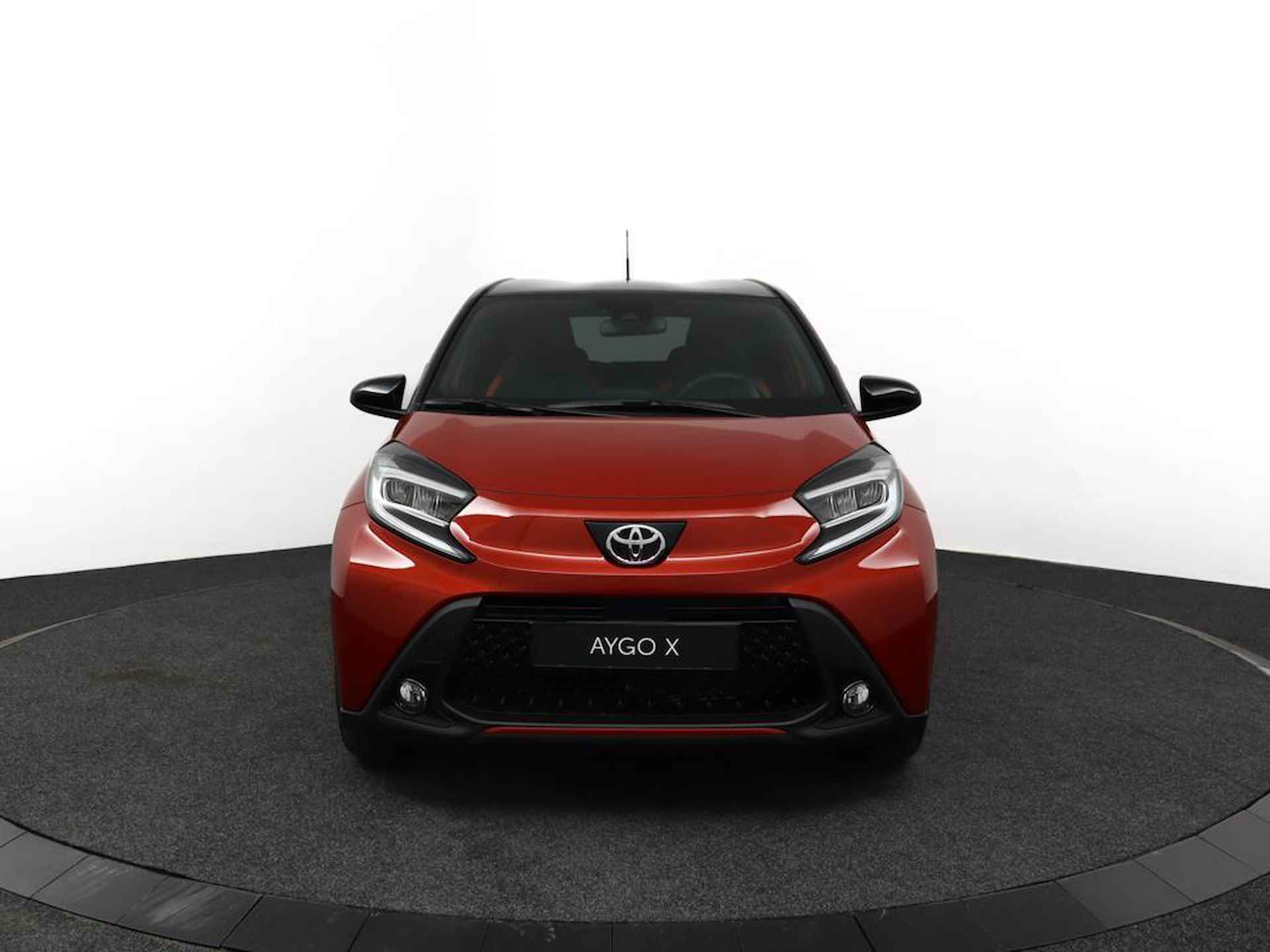 Toyota Aygo X 1.0 VVT-i MT Pulse | Design Pack | Adaptive Cruise Control | Navigatie | Apple Carplay | Android Auto | - 16/48