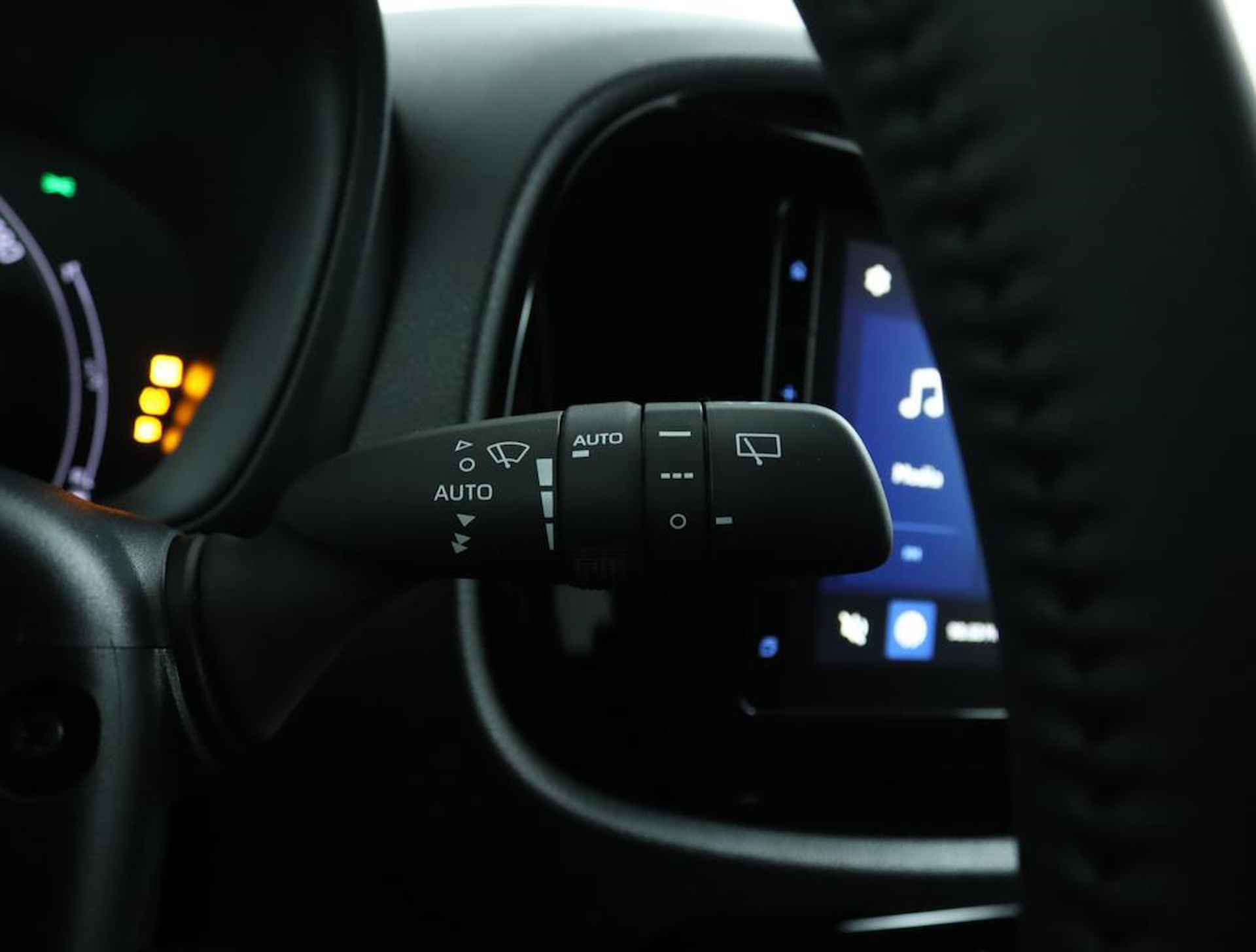 Toyota Aygo X 1.0 VVT-i MT Pulse | Design Pack | Adaptive Cruise Control | Navigatie | Apple Carplay | Android Auto | - 30/48