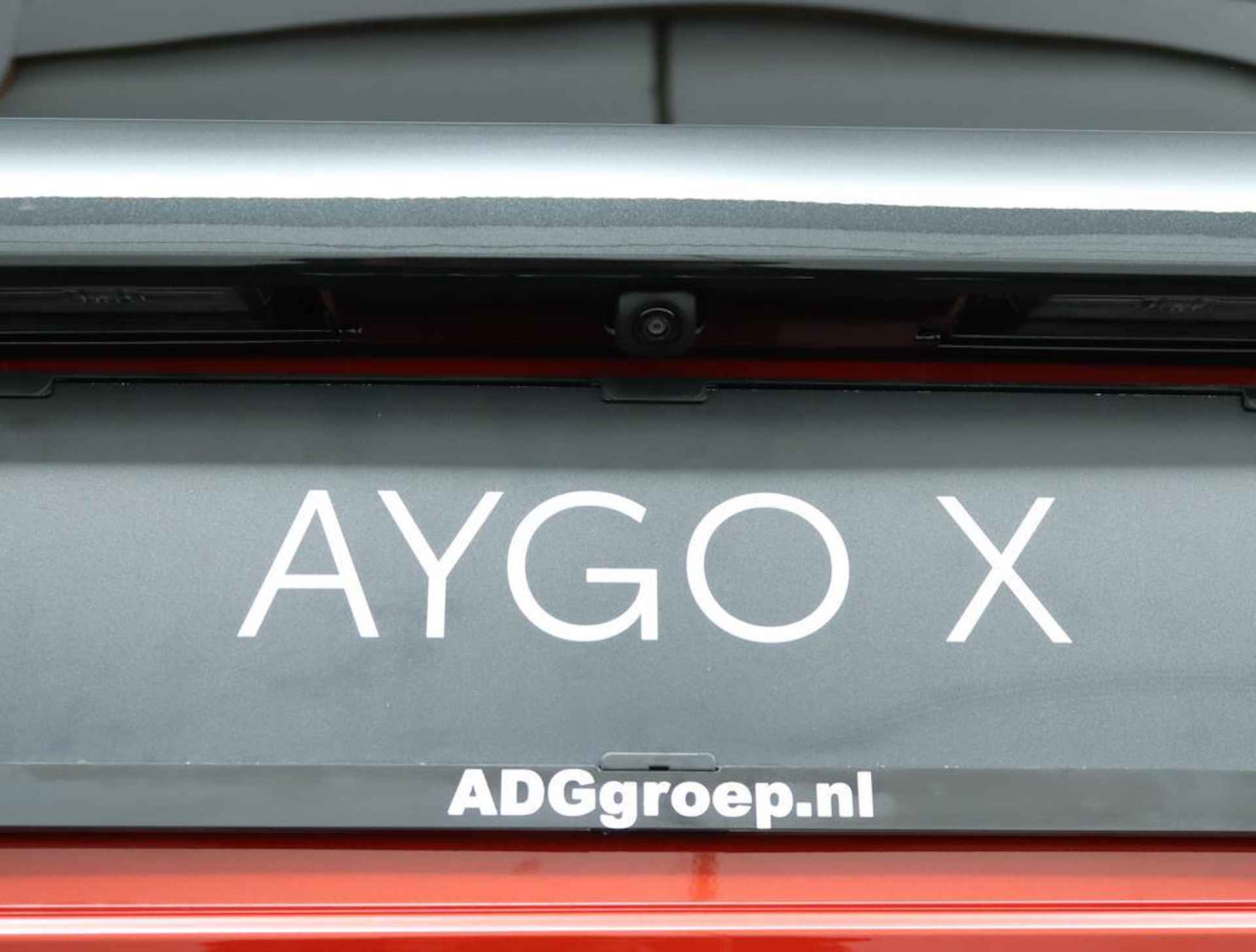 Toyota Aygo X 1.0 VVT-i MT Pulse | Design Pack | Adaptive Cruise Control | Navigatie | Apple Carplay | Android Auto | - 37/48