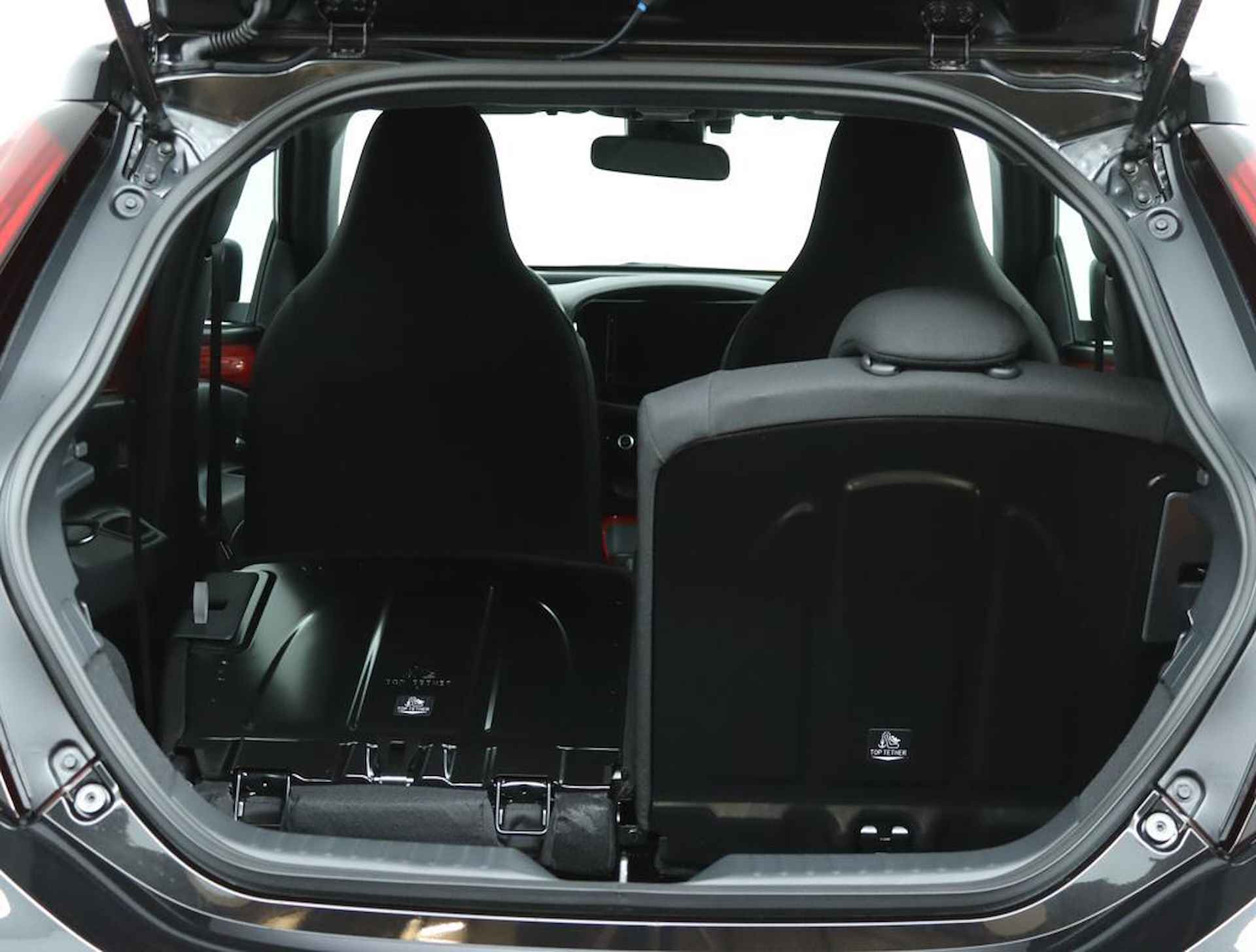 Toyota Aygo X 1.0 VVT-i MT Pulse | Design Pack | Adaptive Cruise Control | Navigatie | Apple Carplay | Android Auto | - 38/48