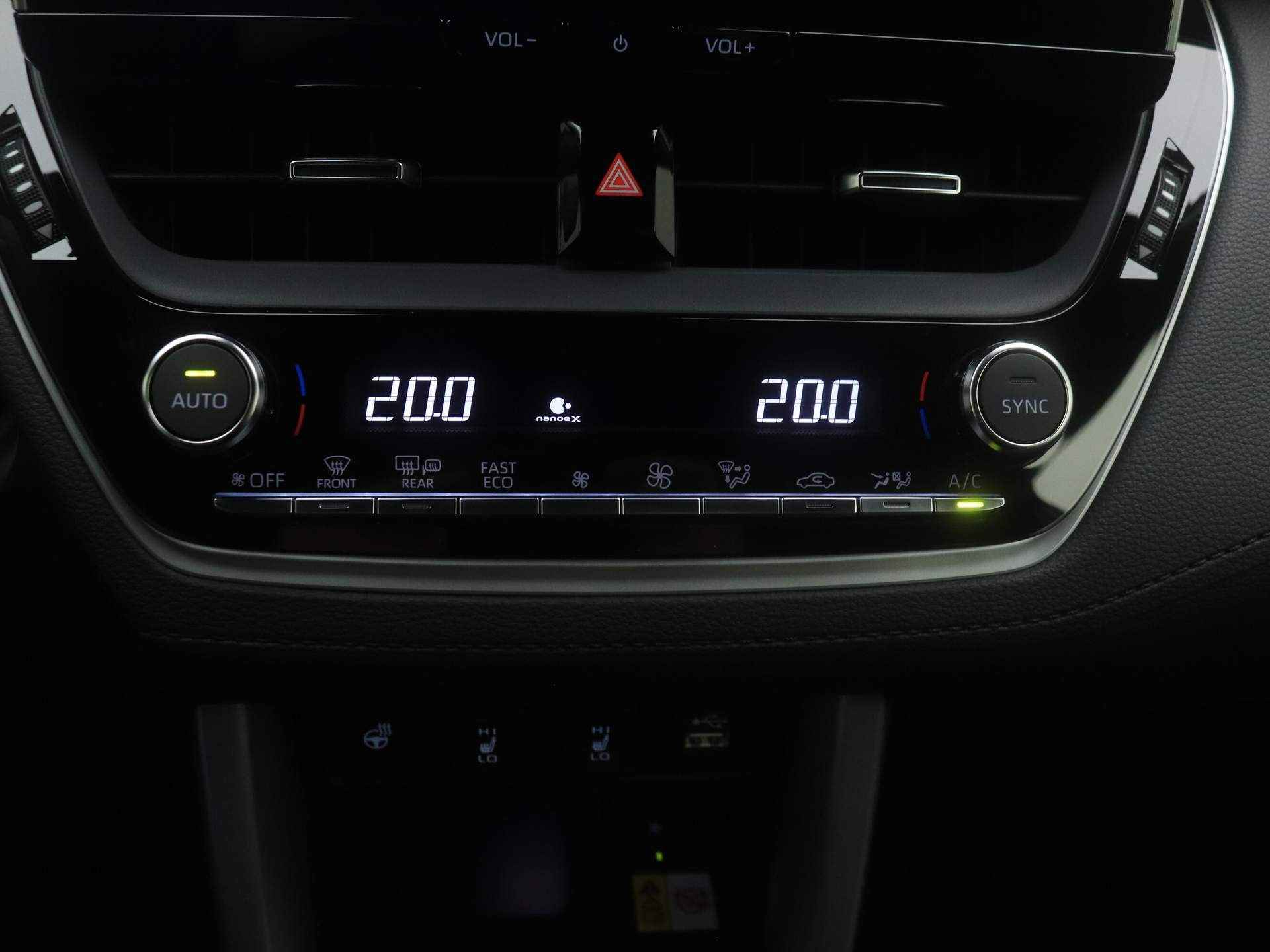 Toyota Corolla Cross 2.0 High Power Hybrid Launch Edition | JBL | Navigatie | Camera | - 10/41