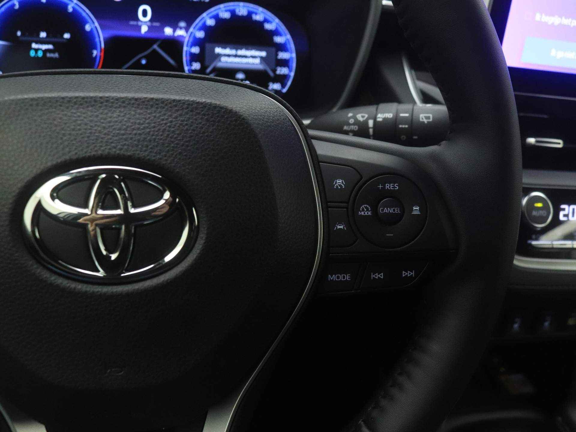Toyota Corolla Cross 2.0 High Power Hybrid Launch Edition | JBL | Navigatie | Camera | - 19/41