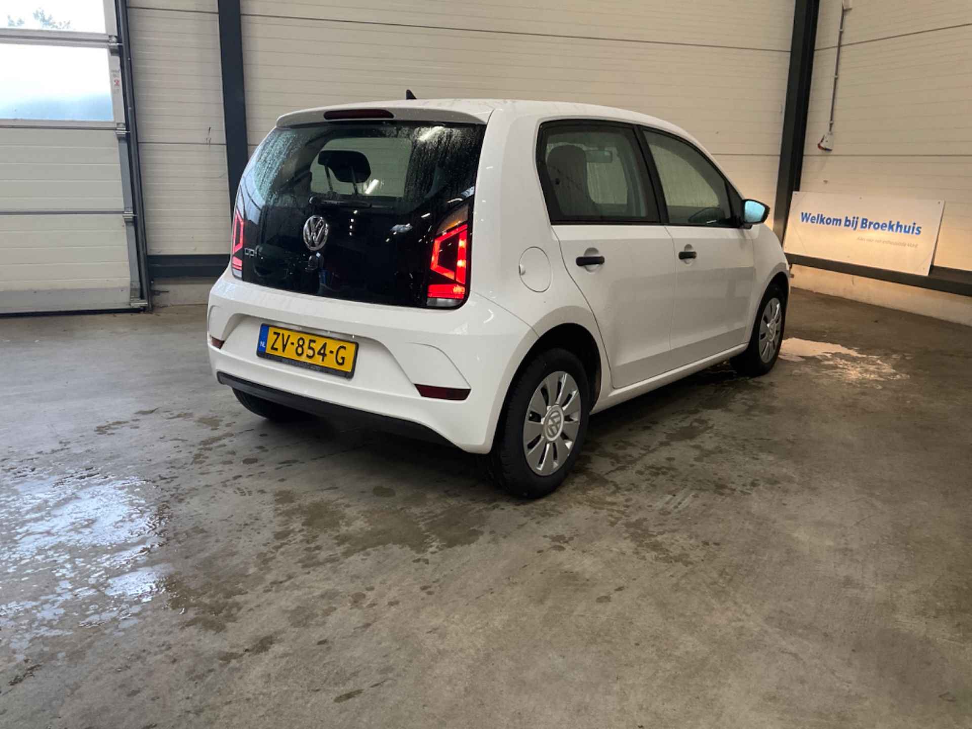 Volkswagen up! 1.0 60 pk BMT Up! | Airco | Radio | - 4/7