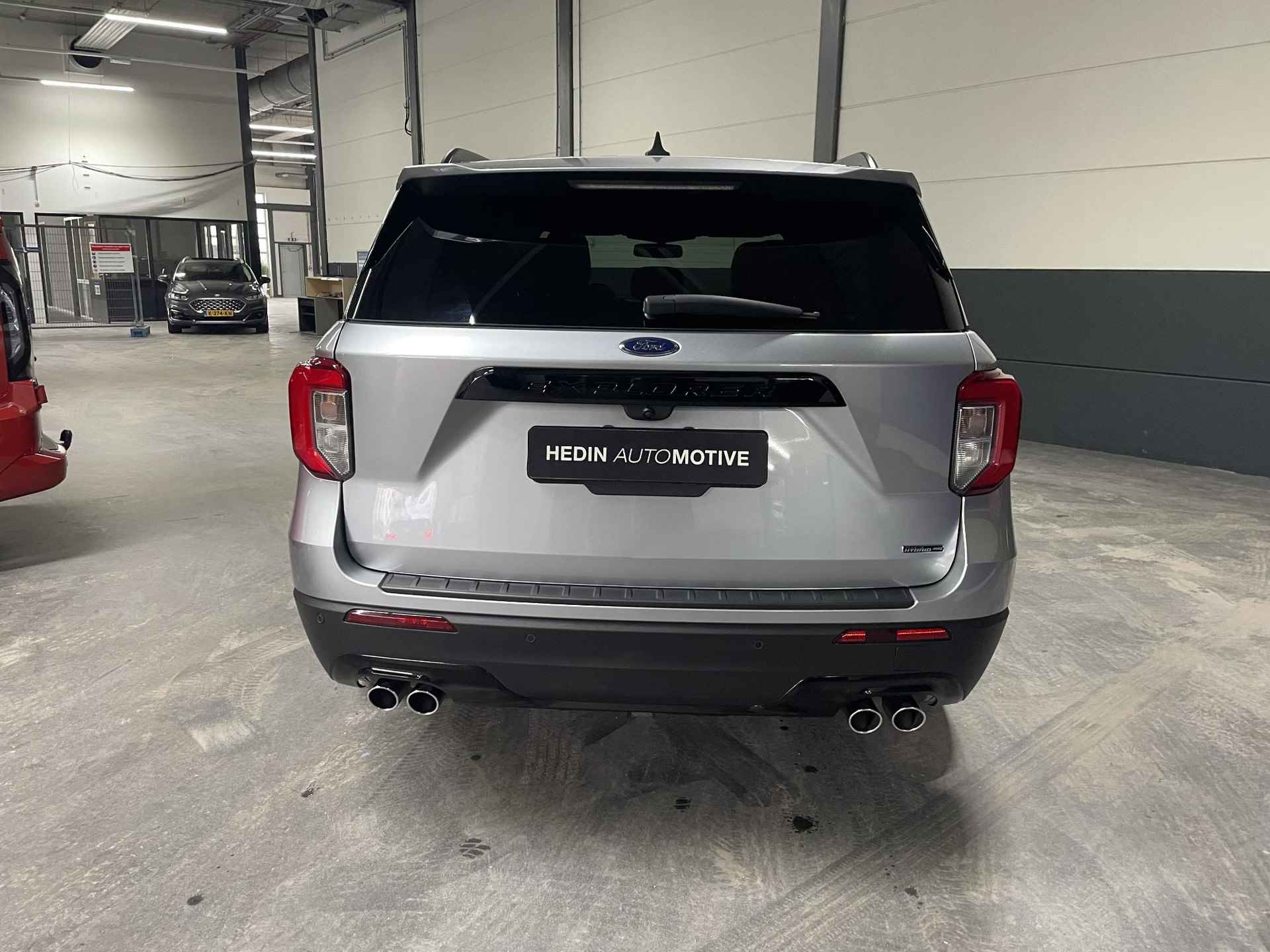 Ford Explorer 3.0 V6 EcoBoost PHEV ST-Line | Trekhaak | Carplay | Navi | Pano | 2500KG trekken | - 4/33