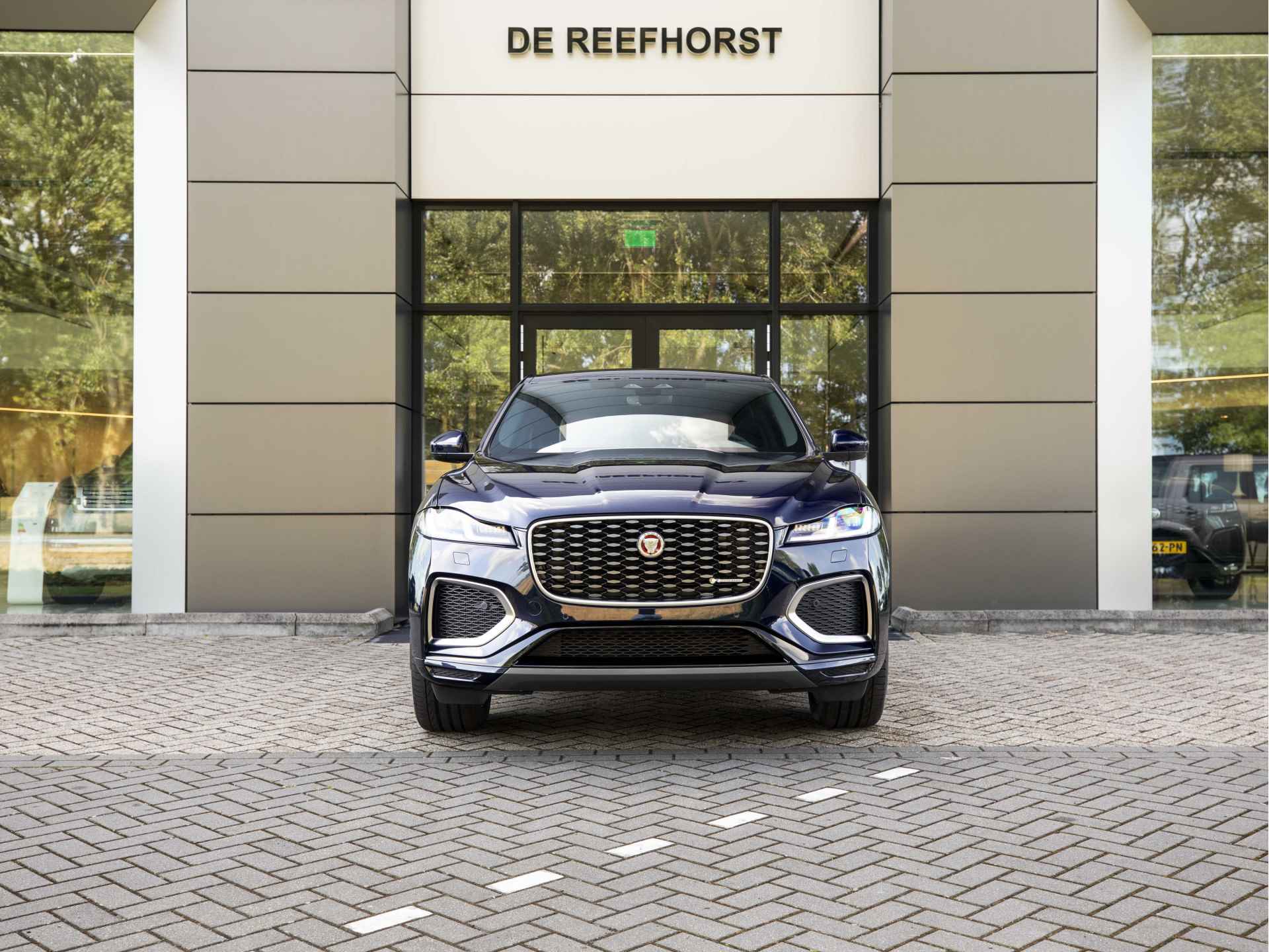 Jaguar F-Pace P400e 404pk AWD PHEV R-Dynamic S | 5 jaar garantie | 0 km - NIEUW | Elektr. Trekhaak | Adaptive Cruise | - 18/60