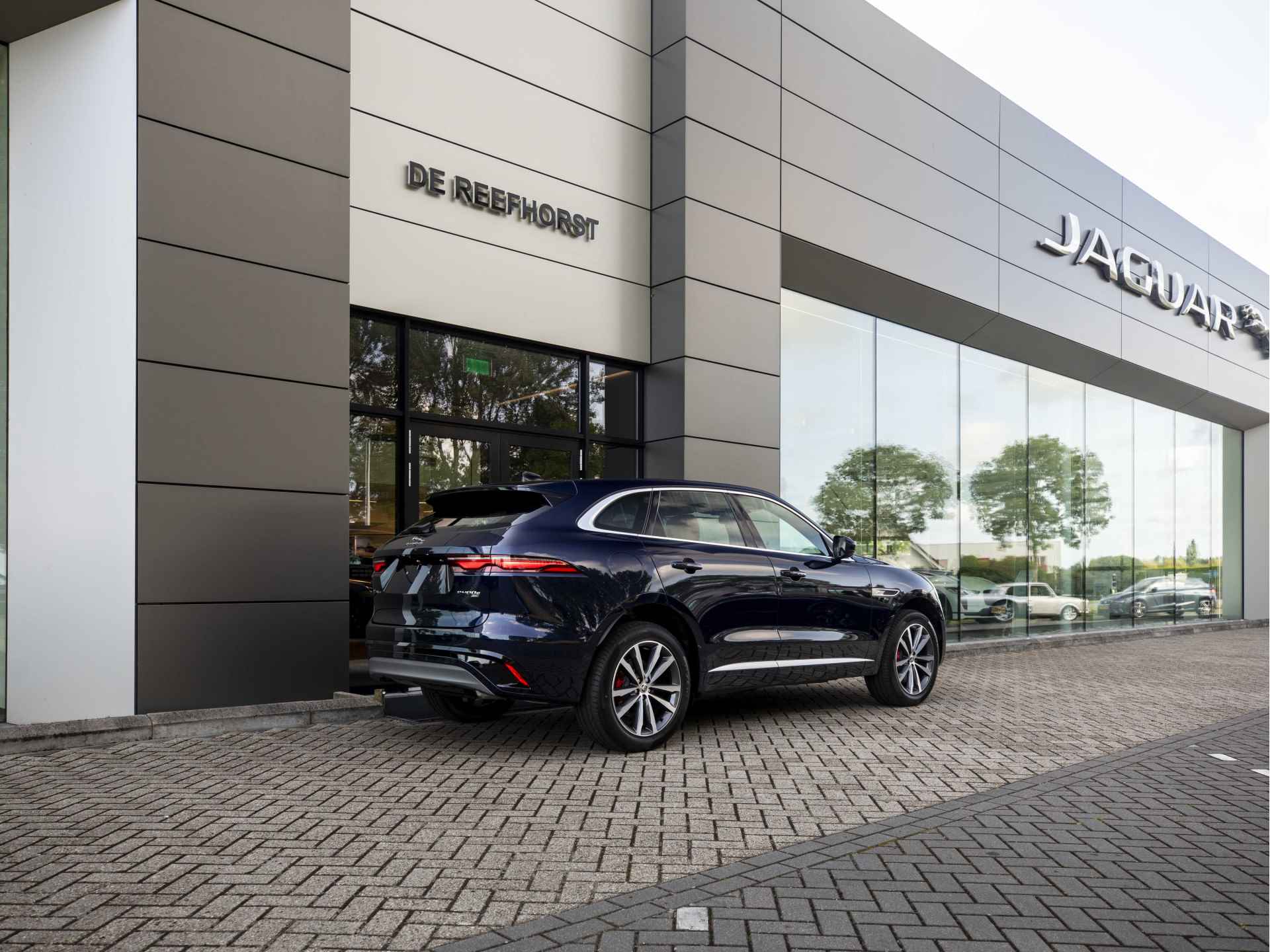 Jaguar F-Pace P400e 404pk AWD PHEV R-Dynamic S | 5 jaar garantie | 0 km - NIEUW | Elektr. Trekhaak | Adaptive Cruise | - 32/60