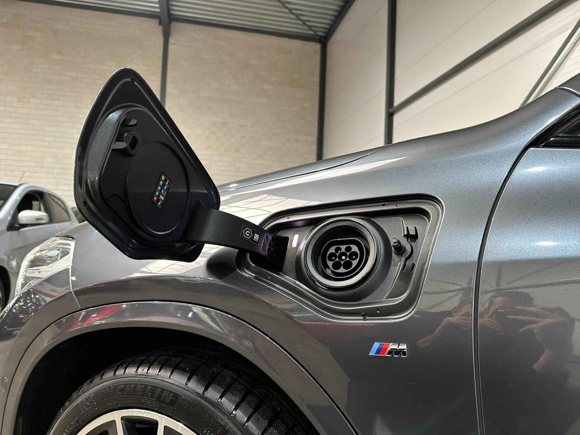 BMW X2 XDrive25e High Executive M-Sport + Panorama | Leder | ACC | Camera | LED | Dealer Onderhouden - 12/36