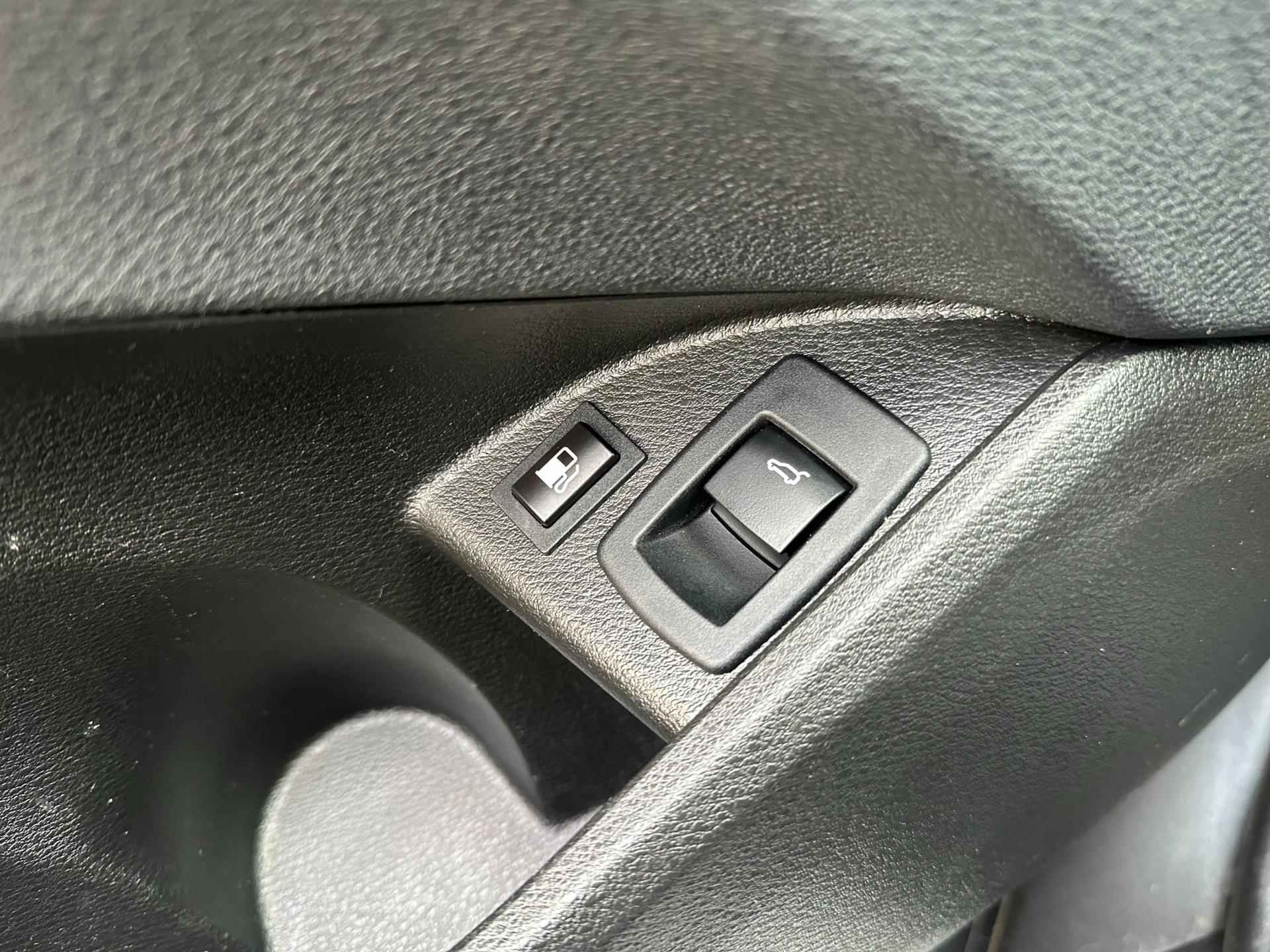 BMW X2 XDrive25e High Executive M-Sport + Panorama | Leder | ACC | Camera | LED | Dealer Onderhouden - 22/36