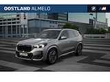 BMW X1 sDrive20i High Executive M Sport Automaat / Trekhaak / Sportstoelen / Adaptieve LED / M Adaptief onderstel / Parking Assistant Plus / Head-Up / Comfort Access