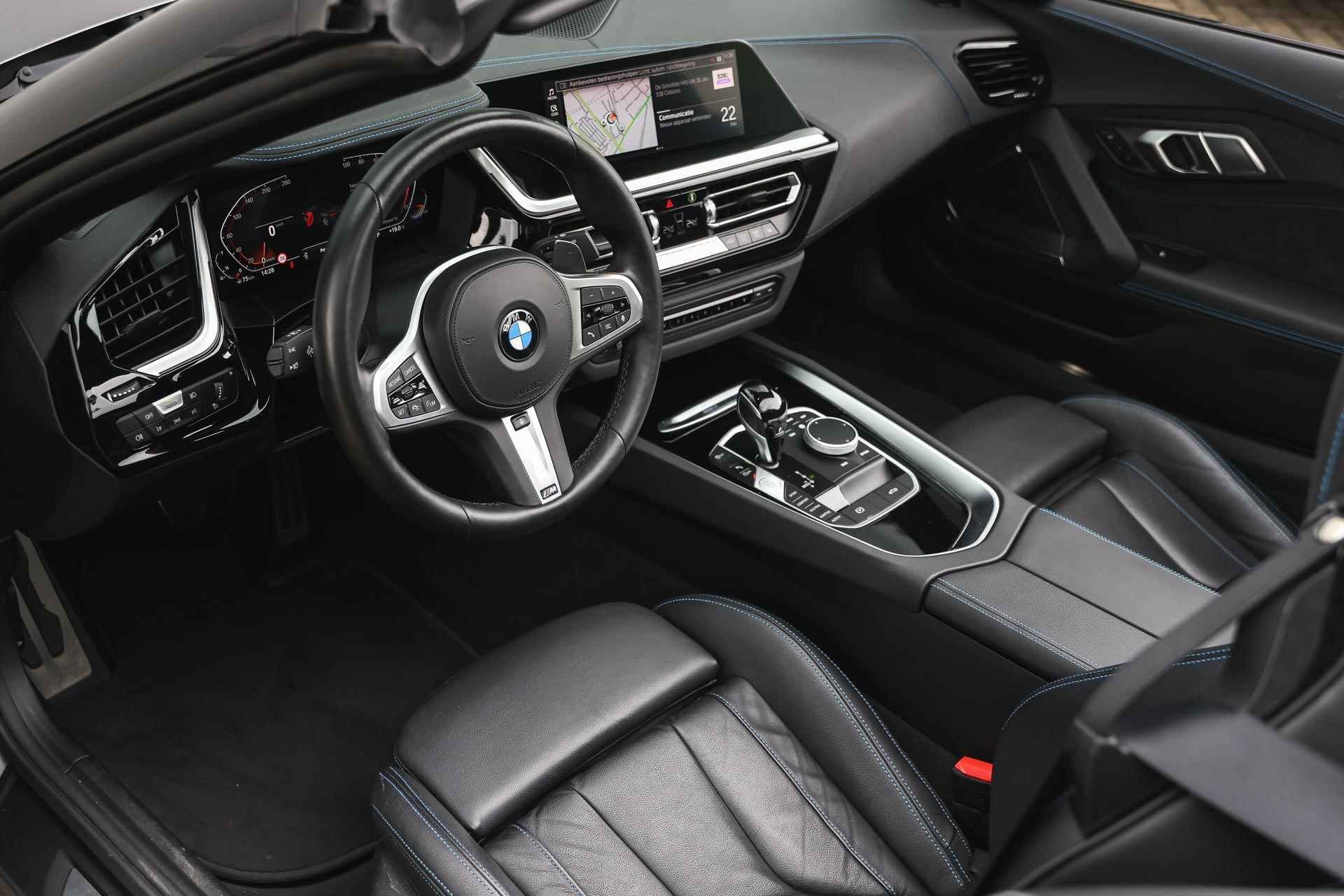 BMW Z4 Roadster sDrive20i High Executive M Sport Automaat / BMW M 50 Jahre uitvoering / M Sportstoelen / Adaptieve LED / Active Cruise Control / M Adaptief onderstel / Comfort Access - 4/35