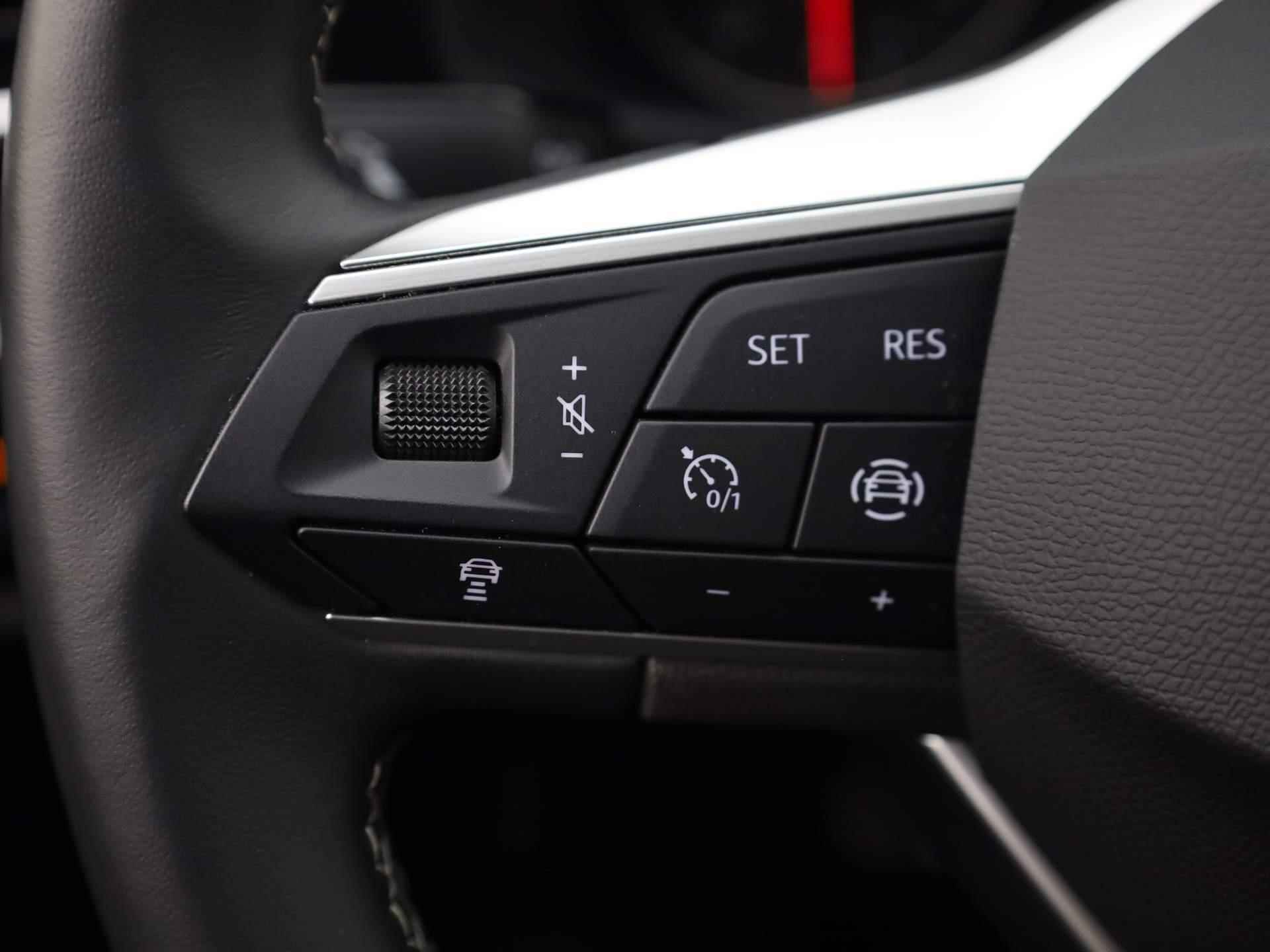 SEAT Leon 1.5TSI/130PK Style · Navigatie · Parkeersensoren · Stoelverwarming - 7/31