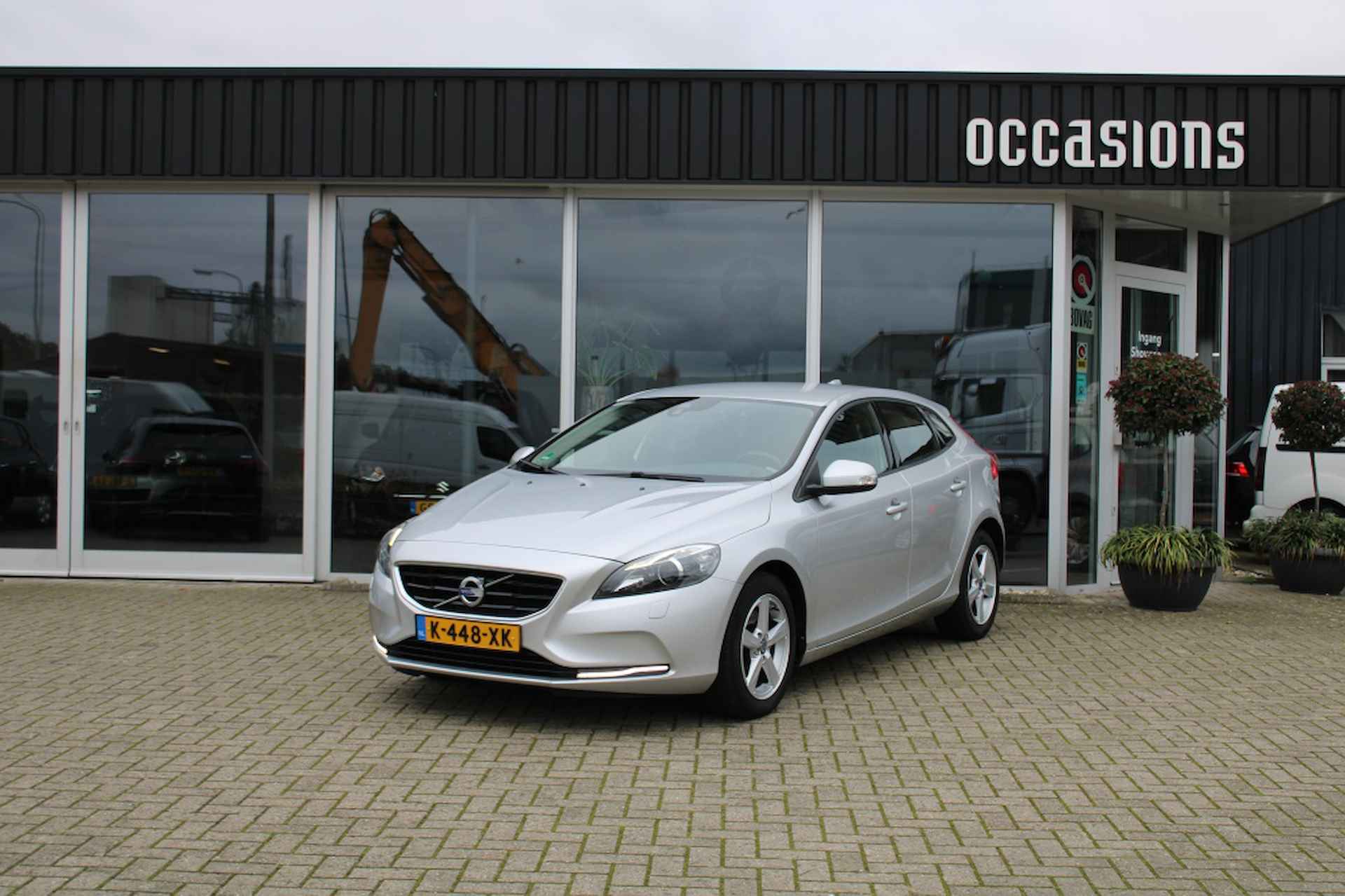 Volvo V40 1.6 T2 Kinetic - 3/18