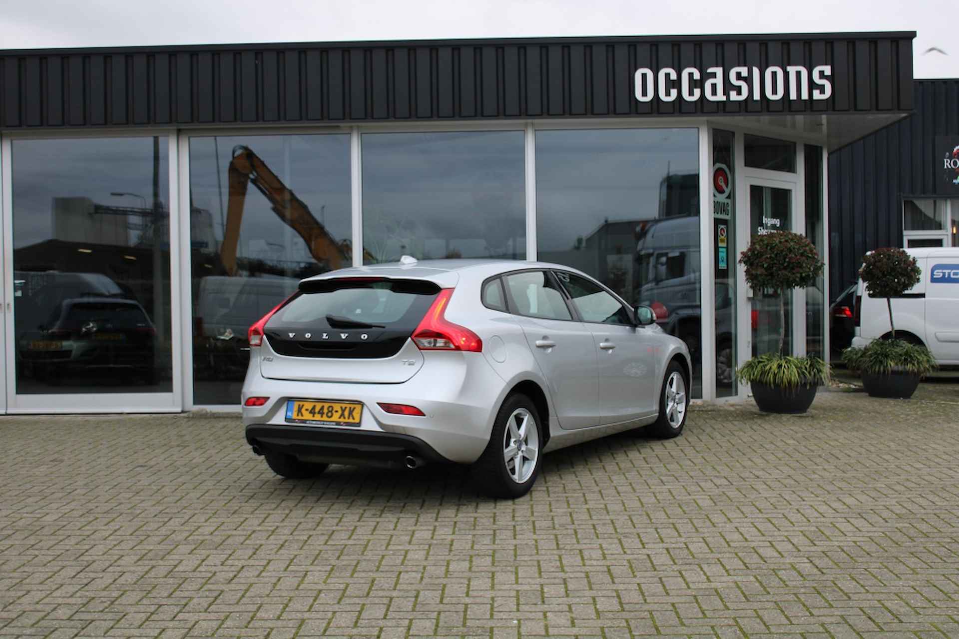 Volvo V40 1.6 T2 Kinetic - 6/18