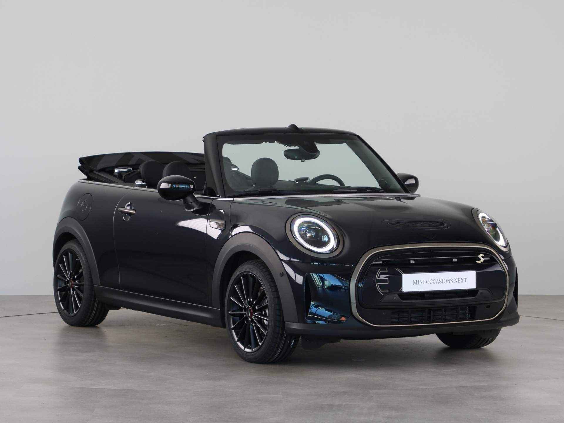 MINI Cabrio Electric Yours - 7/28