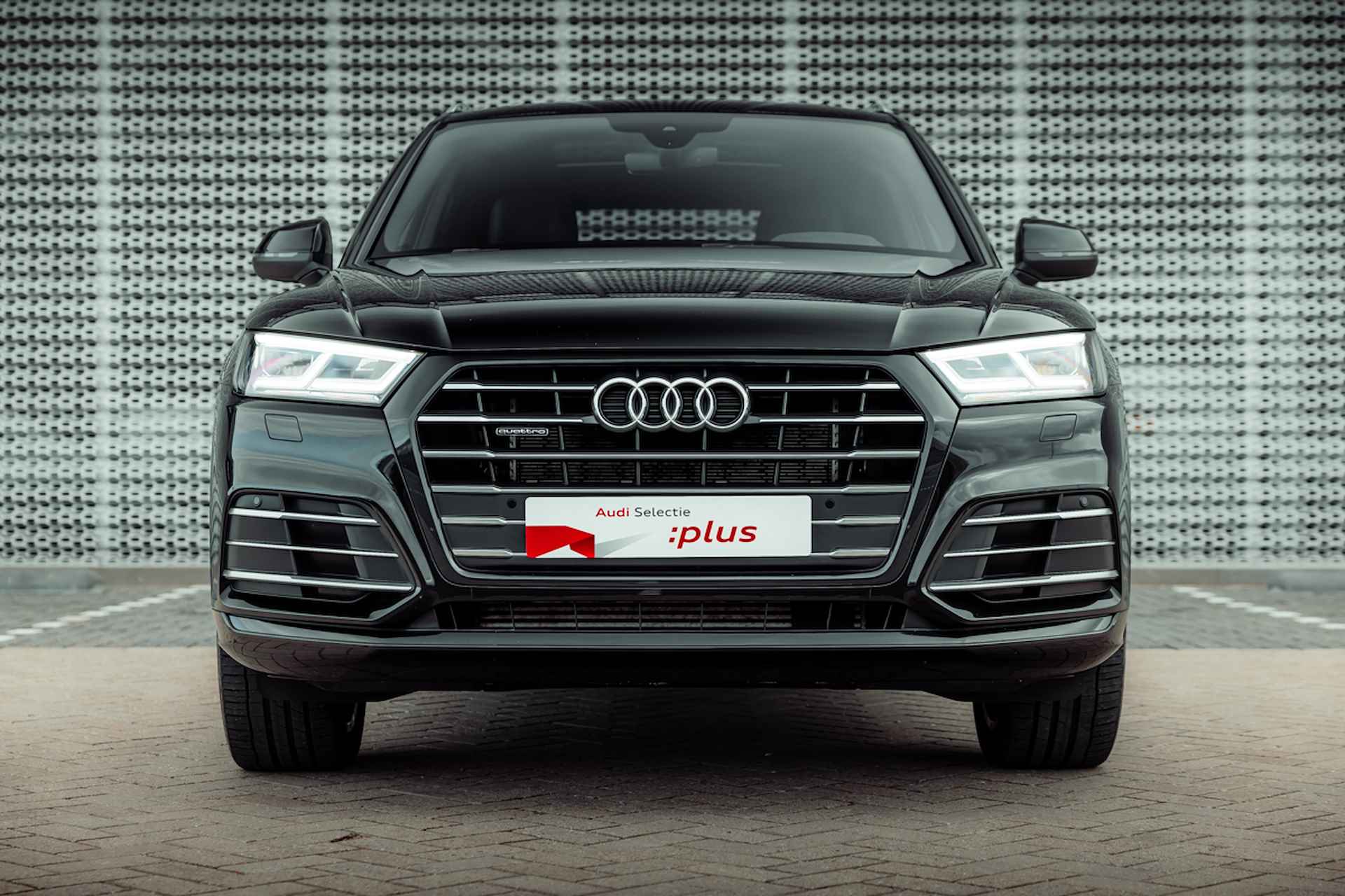 Audi Q5 55 TFSI e 367pk quattro S Line | Panoramadak | Matrix | 20" LM velgen | Comfortsleutel | Camera | Stoelverwarming | Privacy glass | Audi Sound - 6/35
