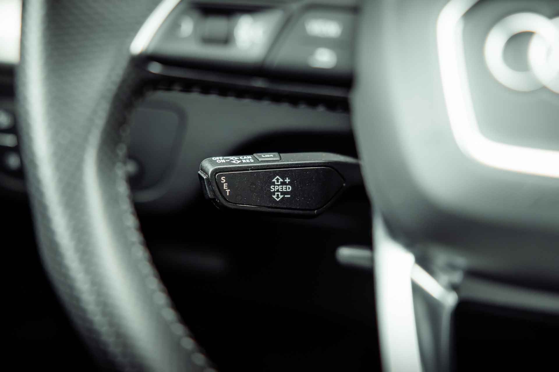 Audi Q5 55 TFSI e 367pk quattro S Line | Panoramadak | Matrix | 20" LM velgen | Comfortsleutel | Camera | Stoelverwarming | Privacy glass | Audi Sound - 26/35