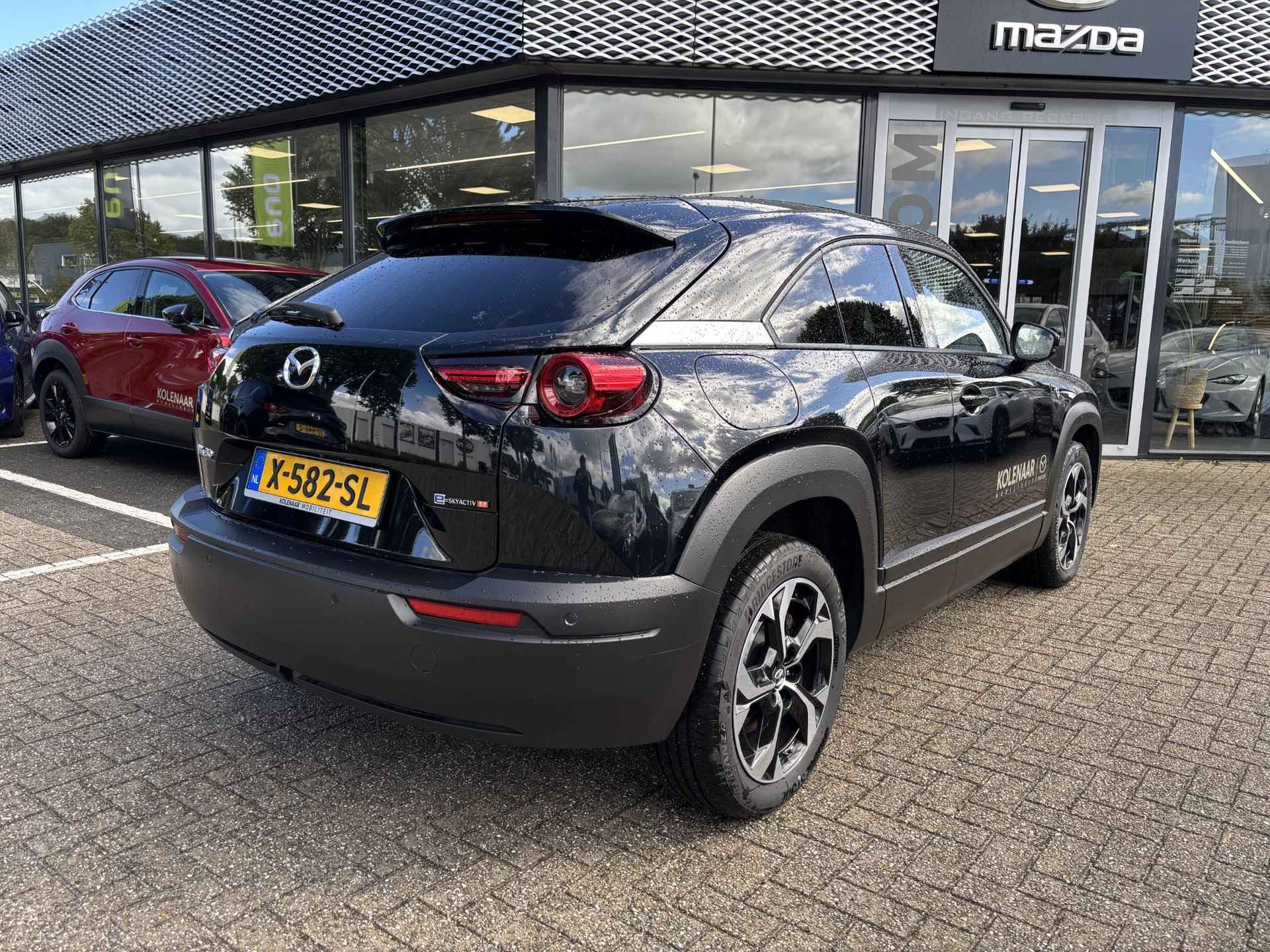 Mazda MX-30 e-SkyActiv R-EV 170 Advantage /1e eigenaar/Dealeronderhouden/Navi/ECC/Adaptive/HUD/CarPlay - 3/32