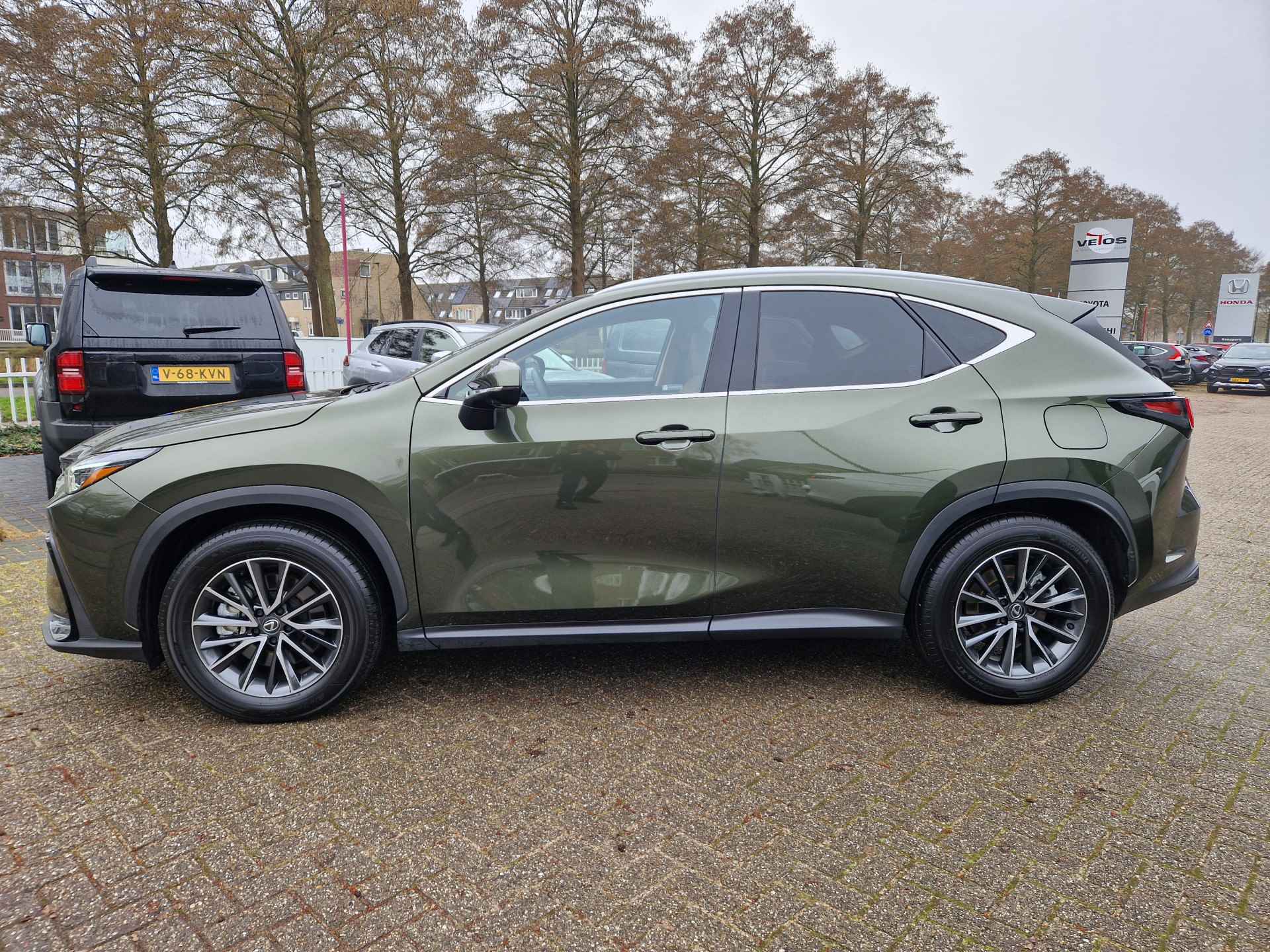 Lexus NX 450h+ AWD Executive Line Head Up display, Rondomzicht camera , All-in Rijklaarprijs - 2/36