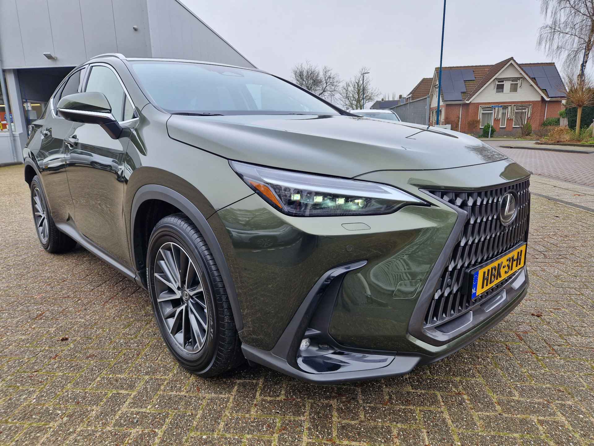 Lexus NX 450h+ AWD Executive Line Head Up display, Rondomzicht camera , All-in Rijklaarprijs - 32/36