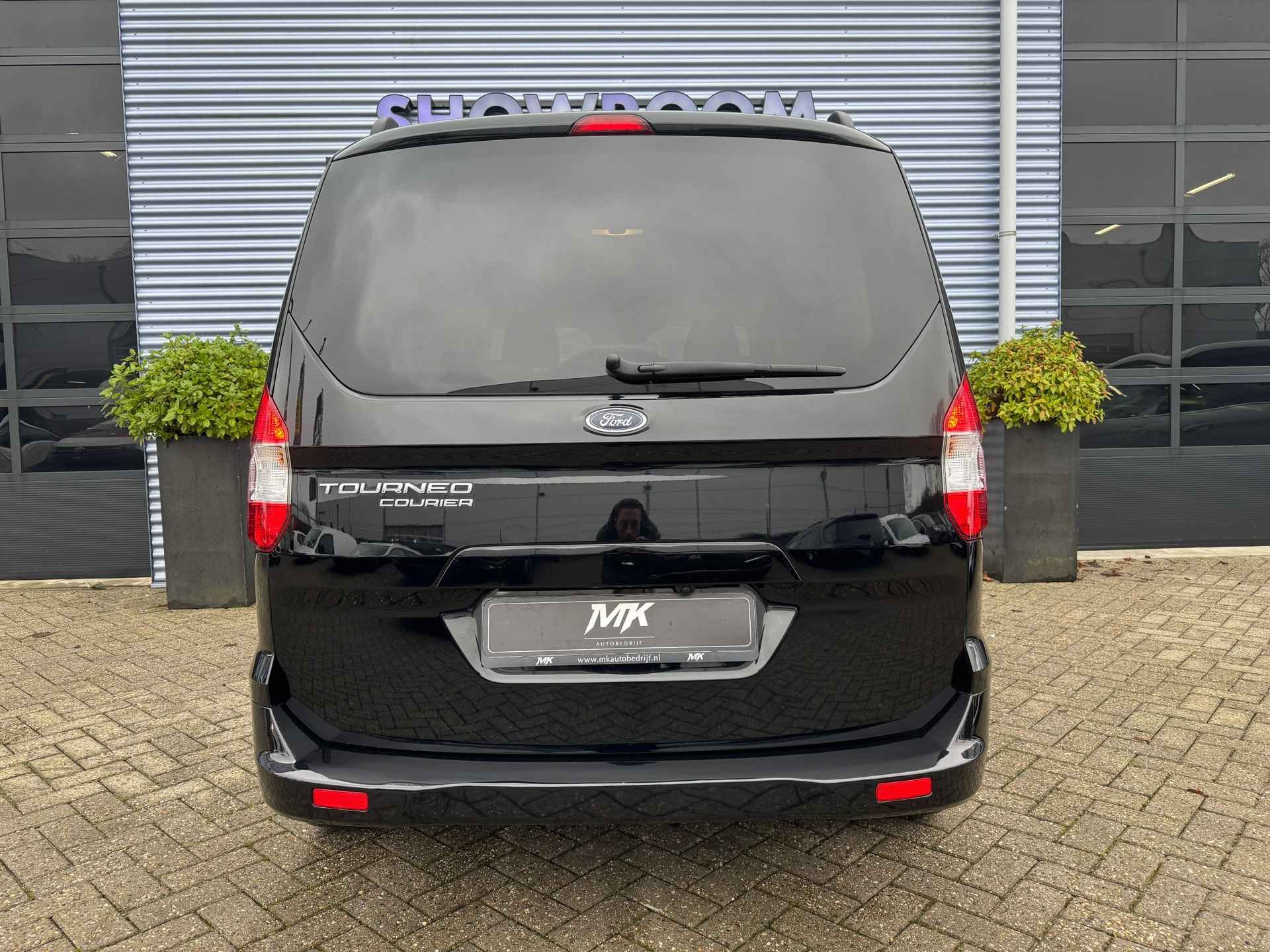 Ford TOURNEO COURIER 1.0 Titanium Applecarplay|Camera|Navi|Cruise - 27/31