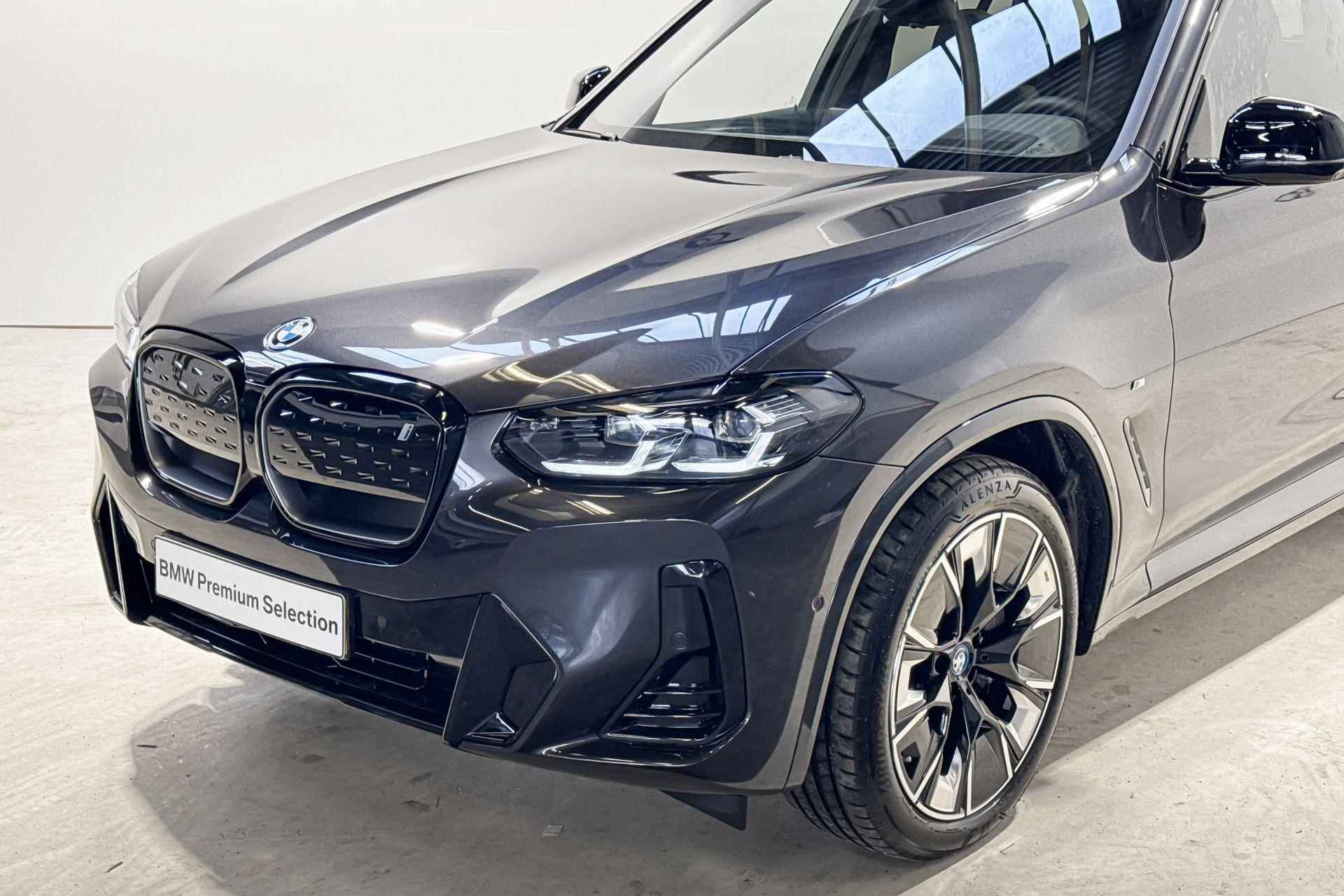 BMW iX3 High Executive Edition Shadow Line - Beschikbaar vanaf: Juni 2025 - 22/26