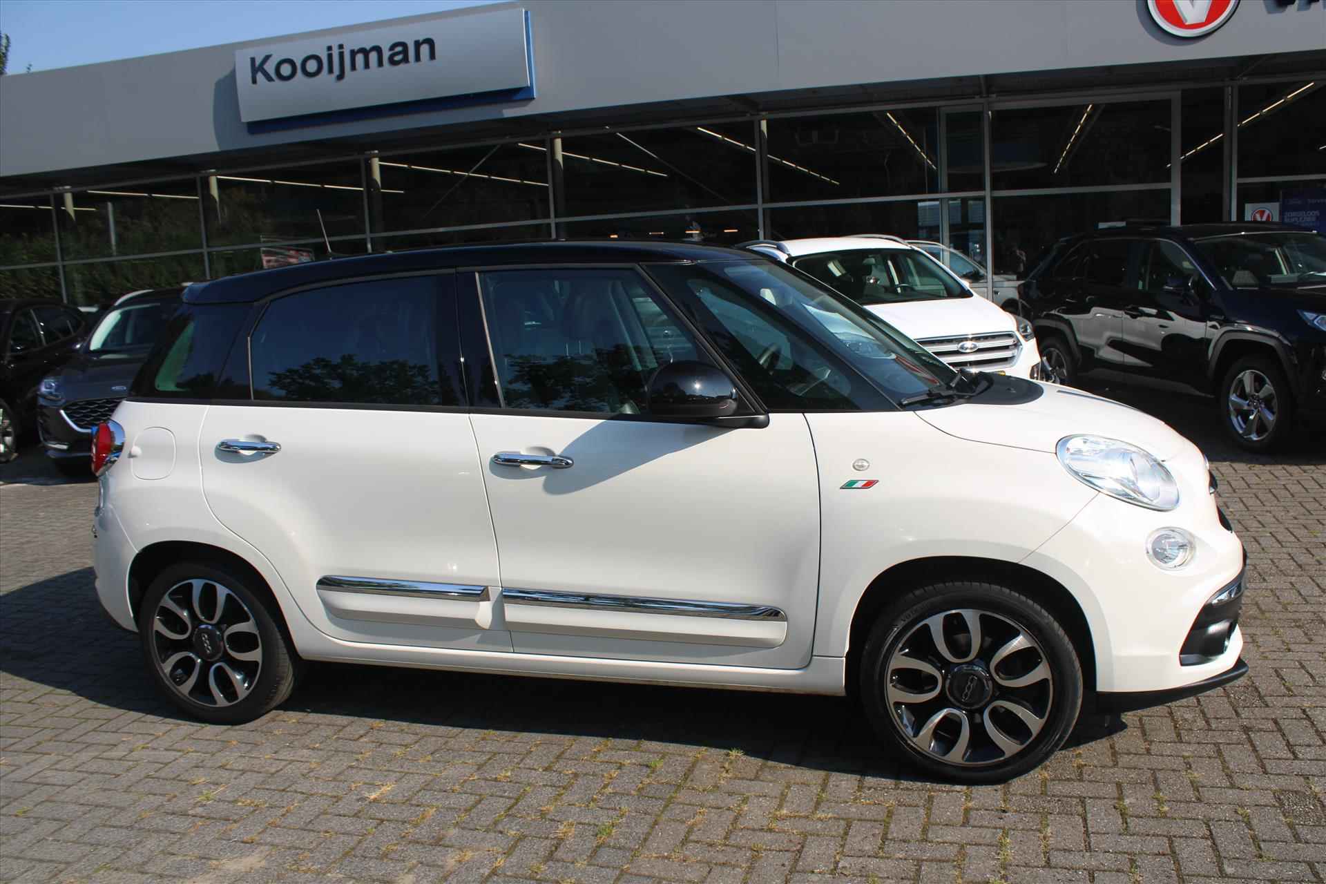 Fiat 500L TwinAir 105pk Lounge, Navi, Pano,Trekhaak, zeer volle auto!! - 4/36