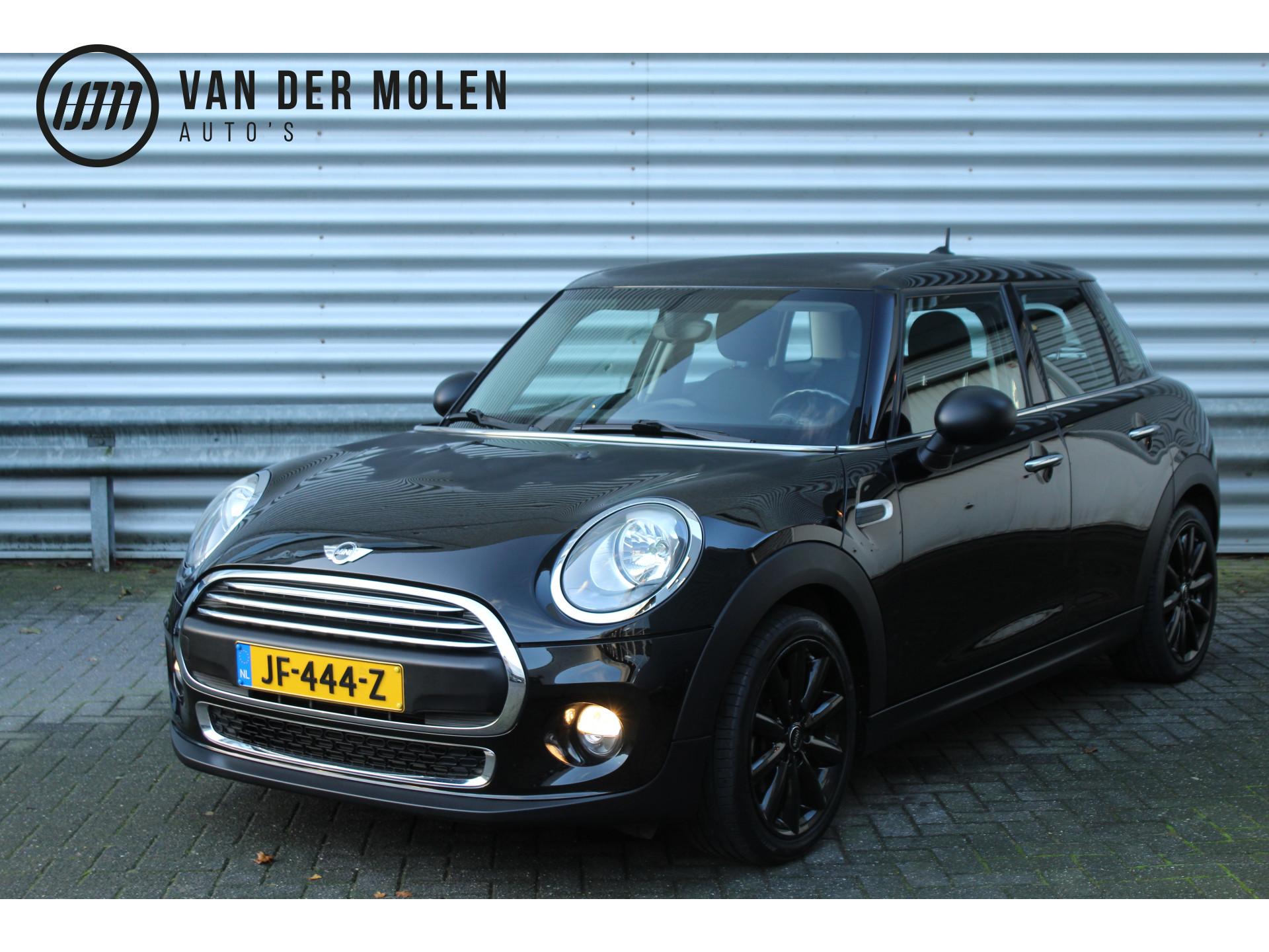 MINI One 1.2 102pk Business 5 deurs NL-Auto NAP Airco Cruise Navi 17"LMV