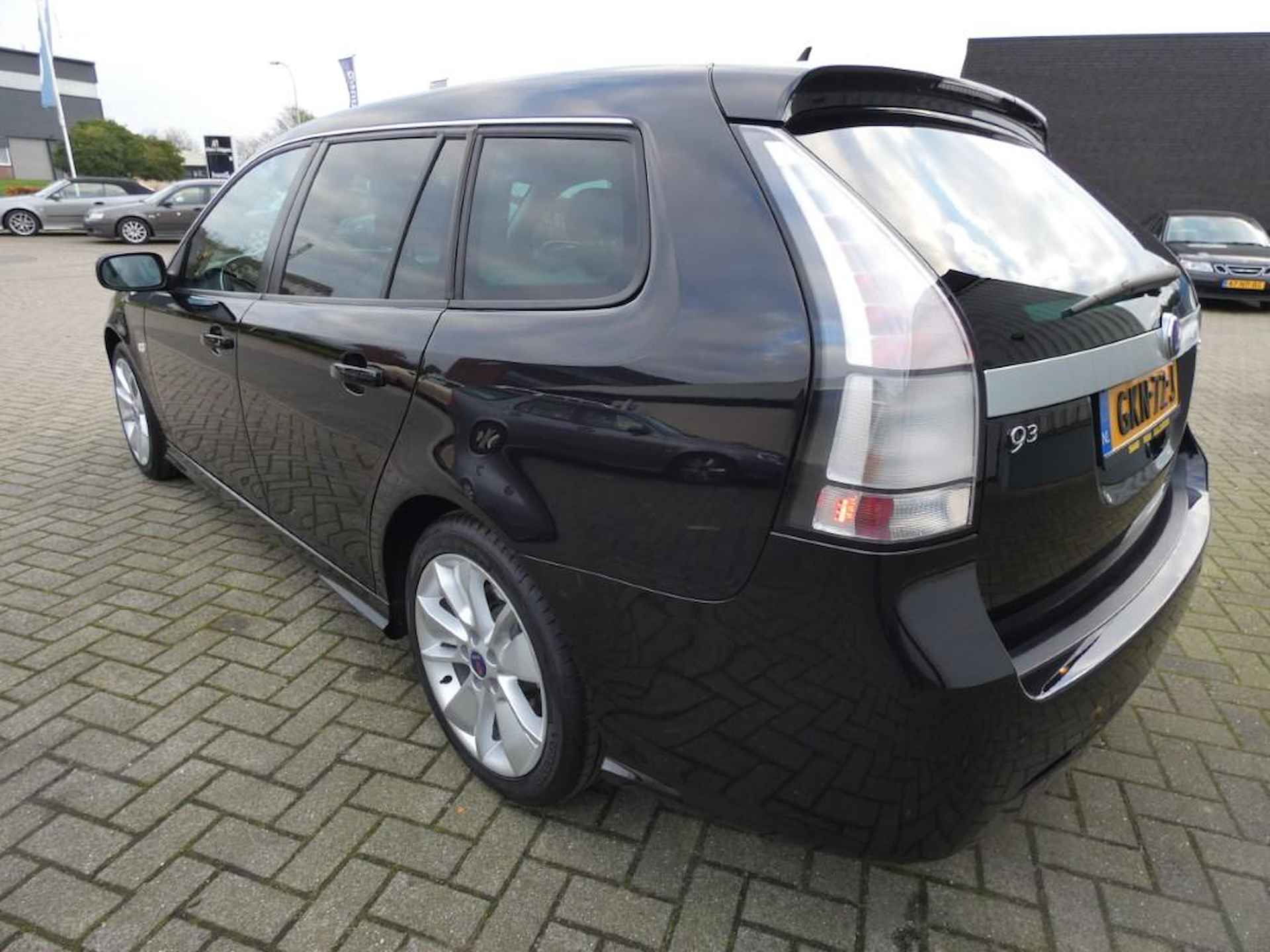 Saab 9-3 Sport Estate 2.0 T Vector Automaat 1 Jaar BOVAG garantie - 5/23