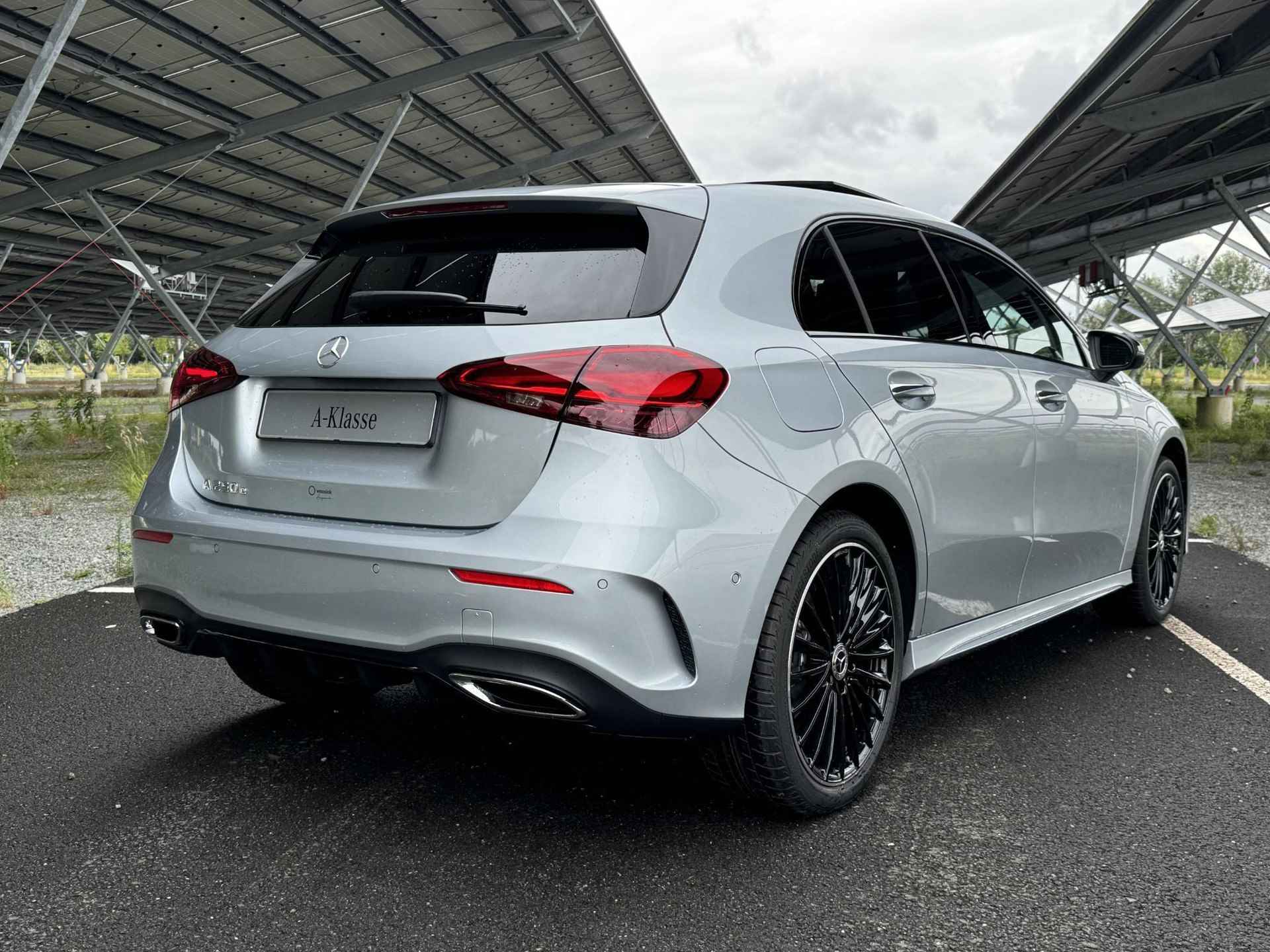 Mercedes-Benz A-klasse 250 e Star Edition AMG Line | Panoramadak | Sfeerverlichting | Stoelverwarming | Parkeercamera | - 6/34