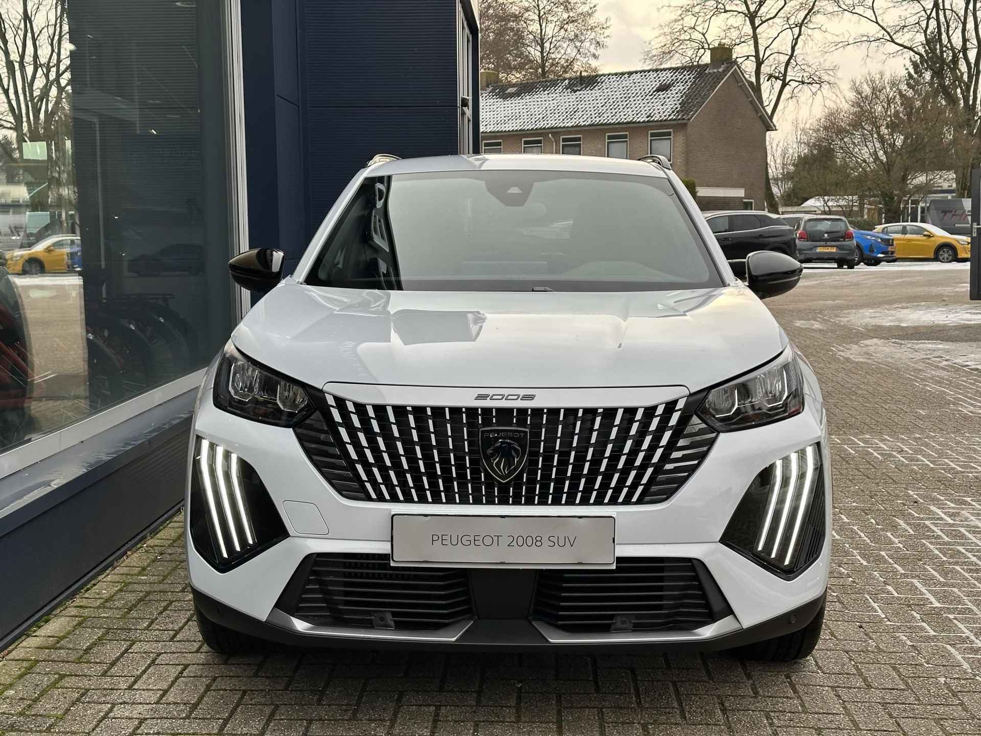 Peugeot 2008 1.2 Turbo 100 PK Allure | € 9.000,- Demo korting!| Navigatie | 360 Graden Camera | Dode Hoek Detectie | Climate Control | LED Verlichting | Cruise Control | 17" Lichtmetalen Velgen | Hoge Zitpositie | Half Lederen Bekleding | - 13/60