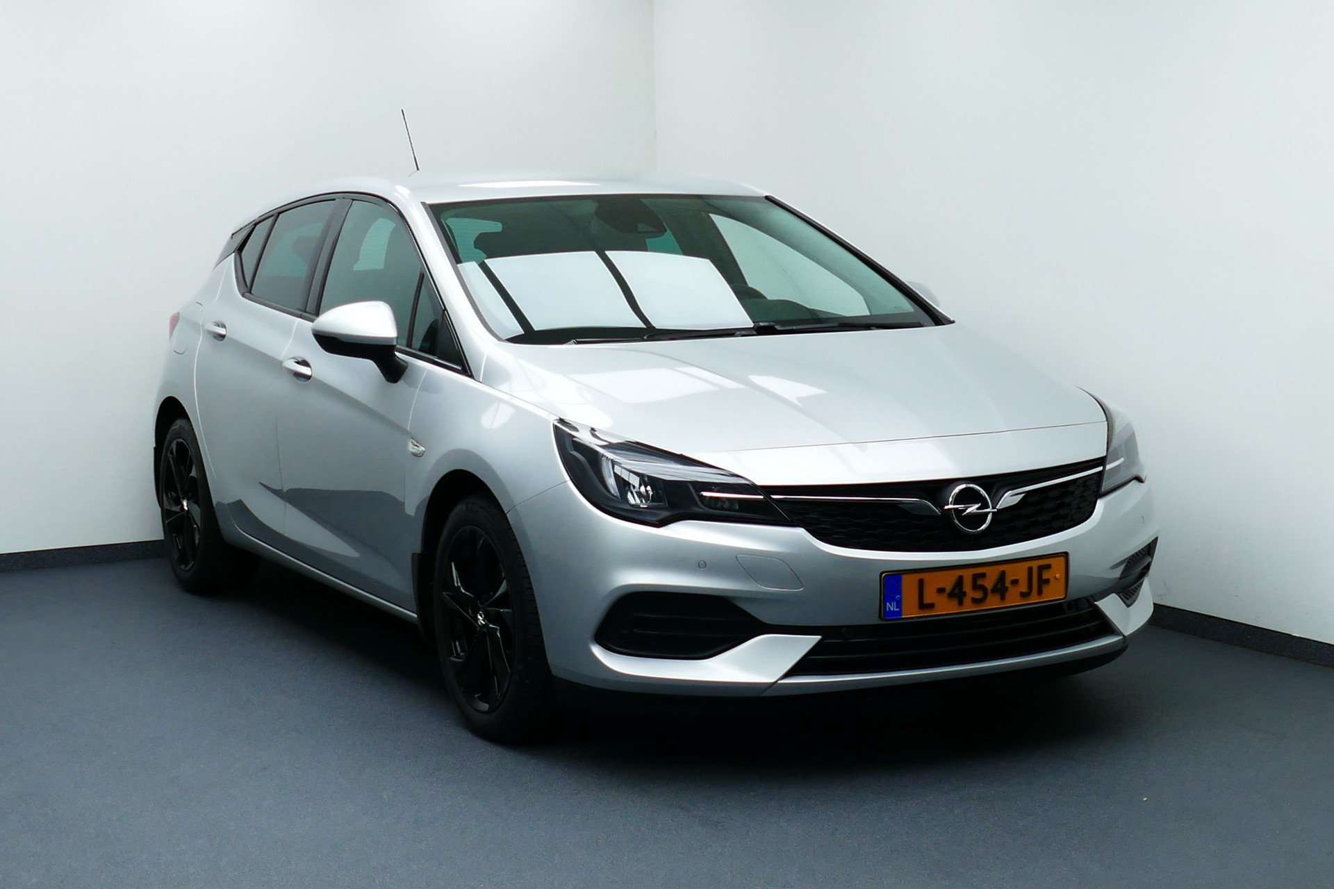 Opel Astra 1.2 Business Elegance Bj2021 1-Eig. Leer/Alcantara, Navi, Camera, Clima, Led Koplampen, 17"LMV